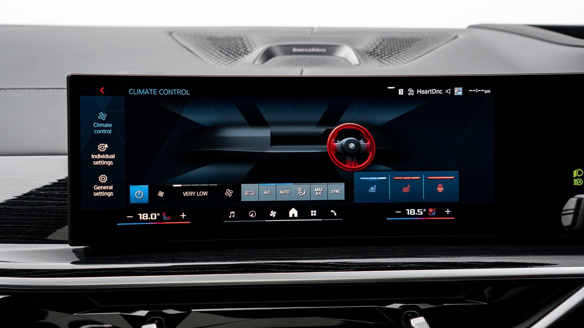 BMW X5 M view 32