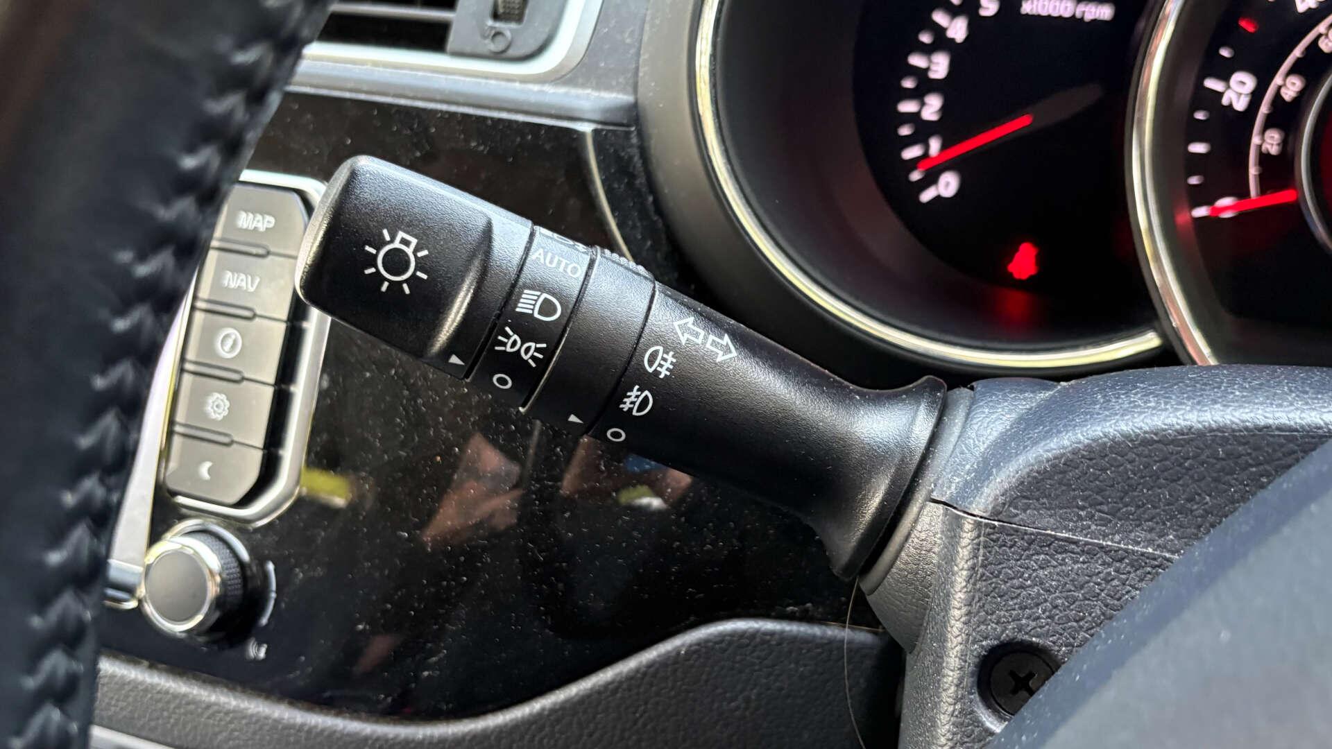 Kia Rio view 20