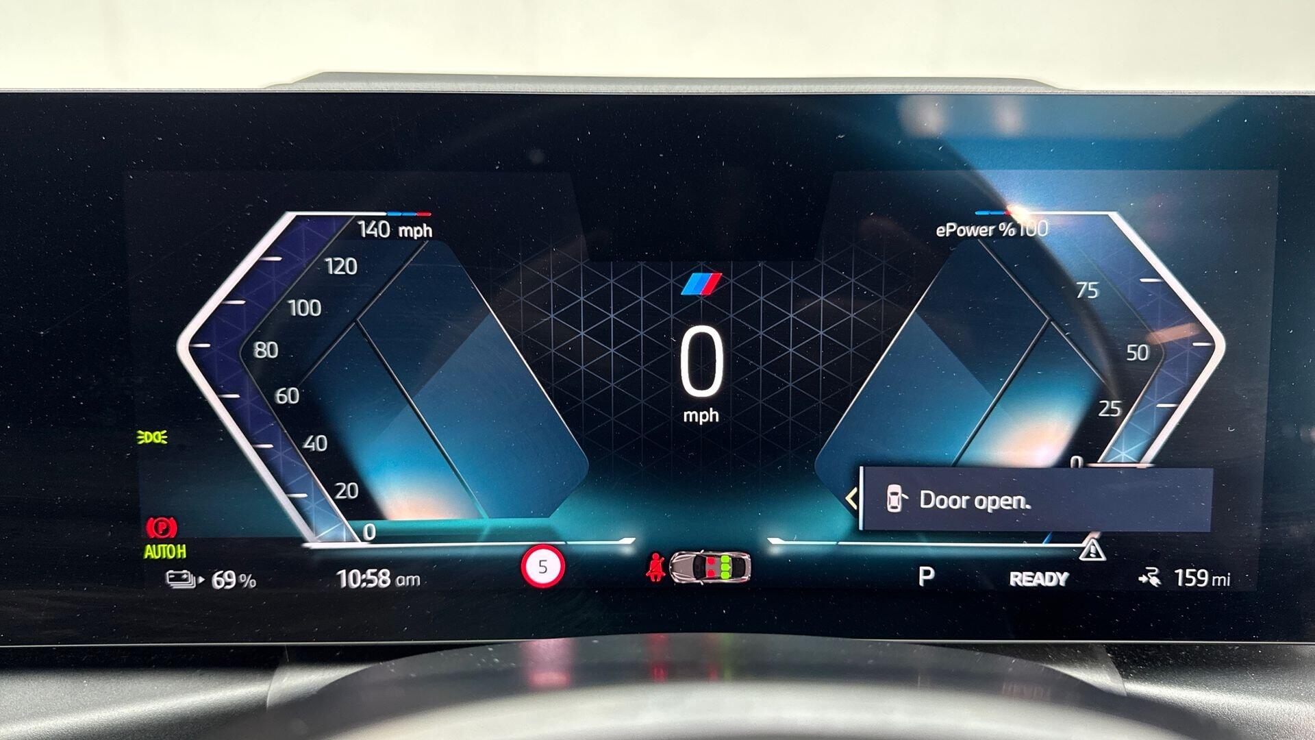 BMW i4 view 9