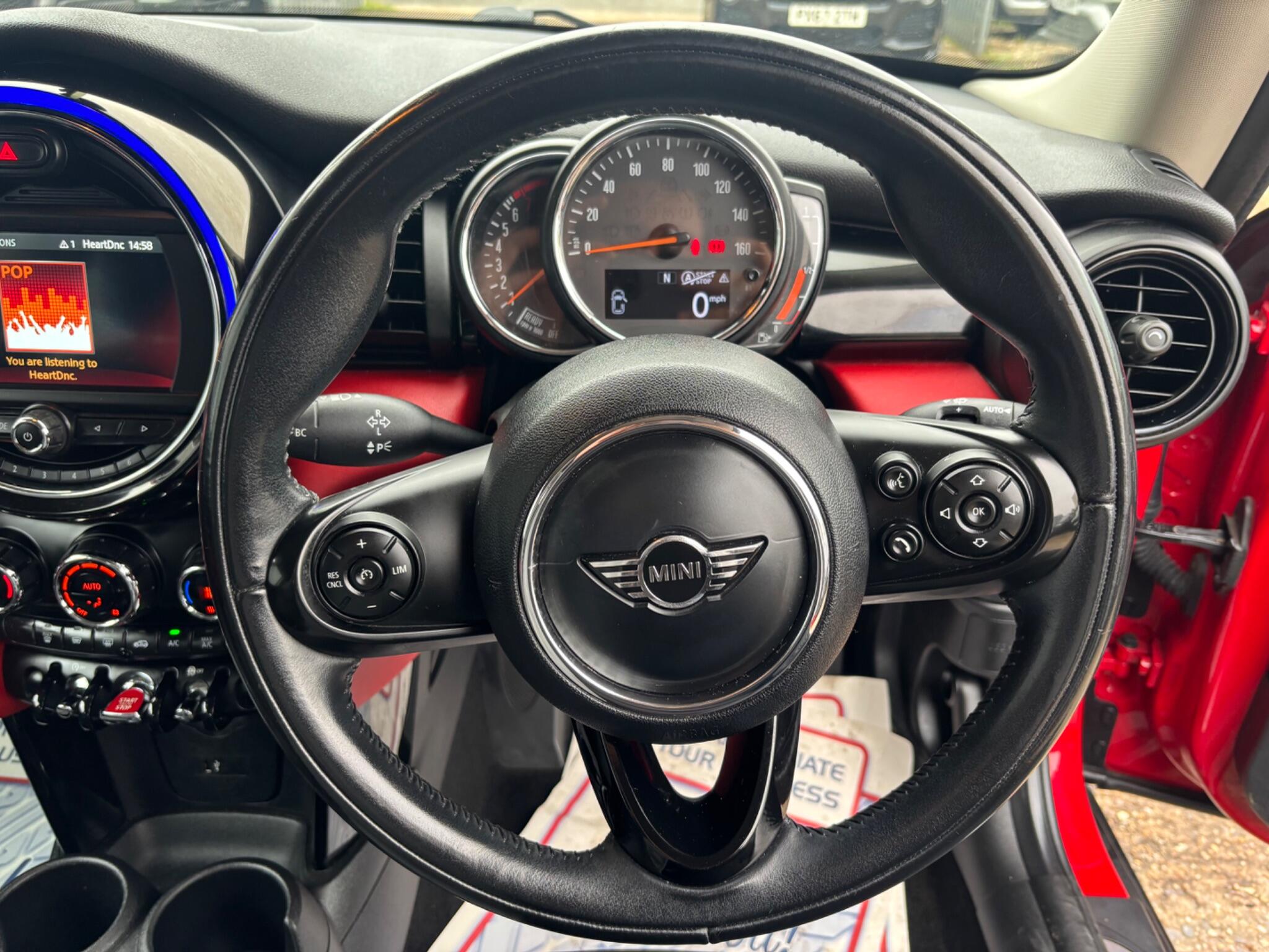 Mini Cooper view 33