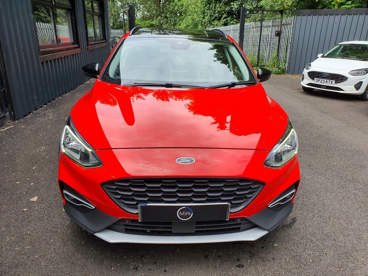 Ford Focus view 9