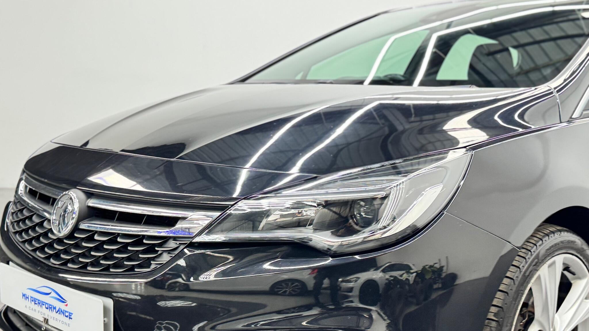 Vauxhall Astra view 8