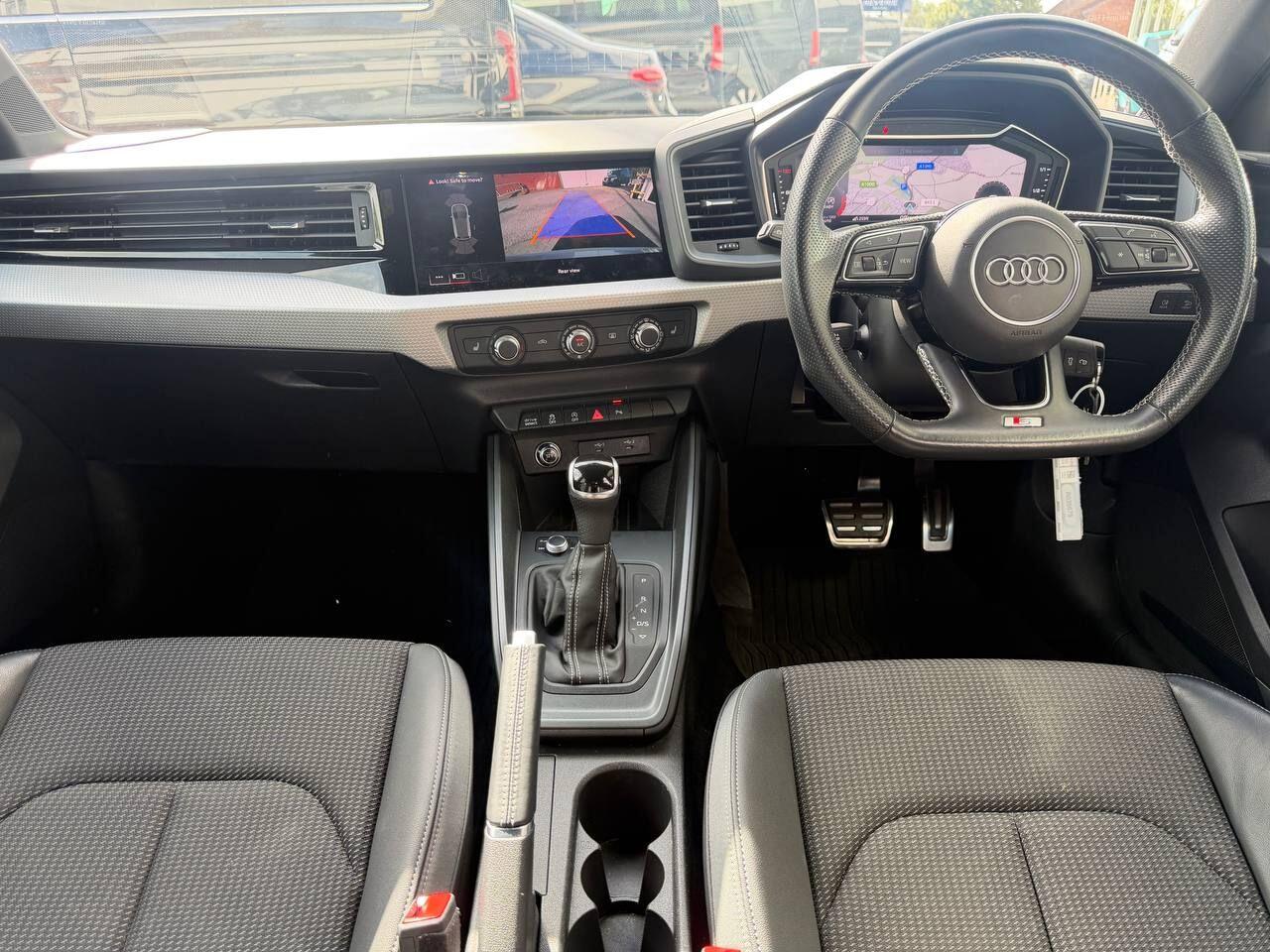 Audi A1 view 22