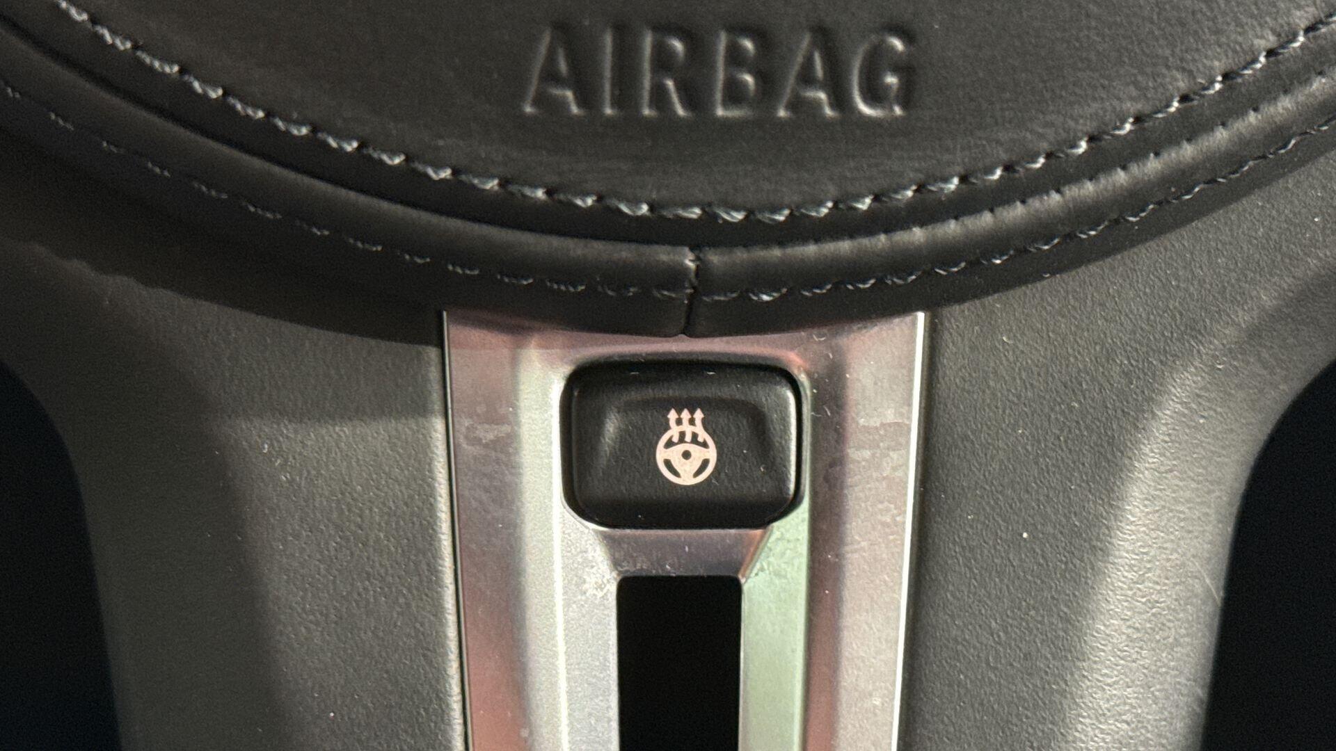 BMW I4 view 24