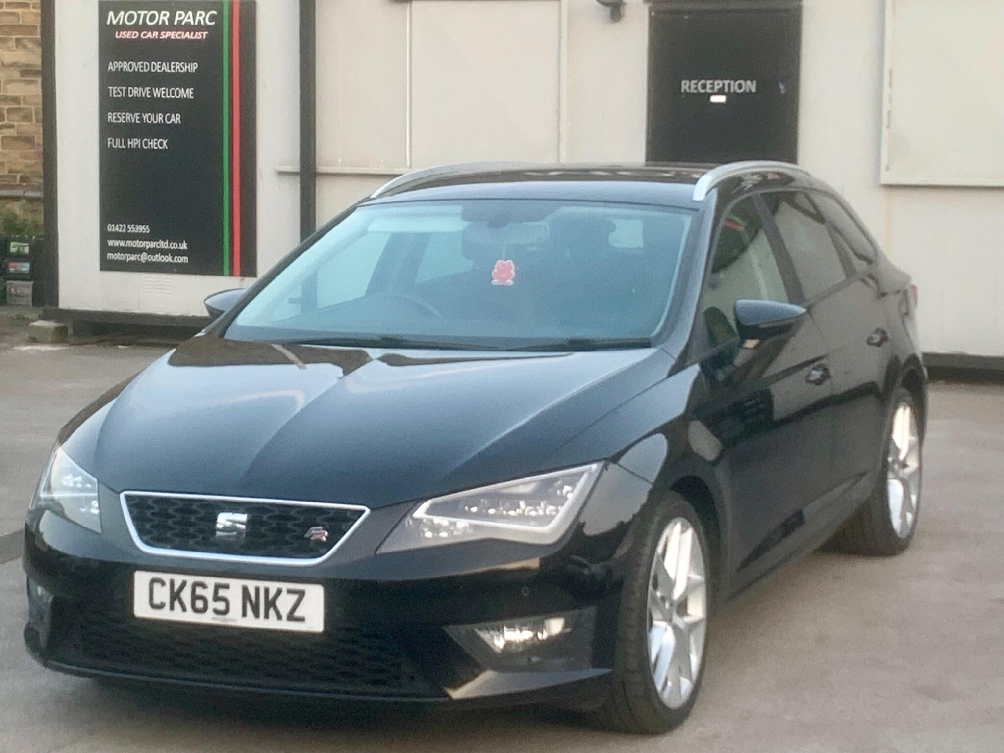 Seat Leon Leon view 3