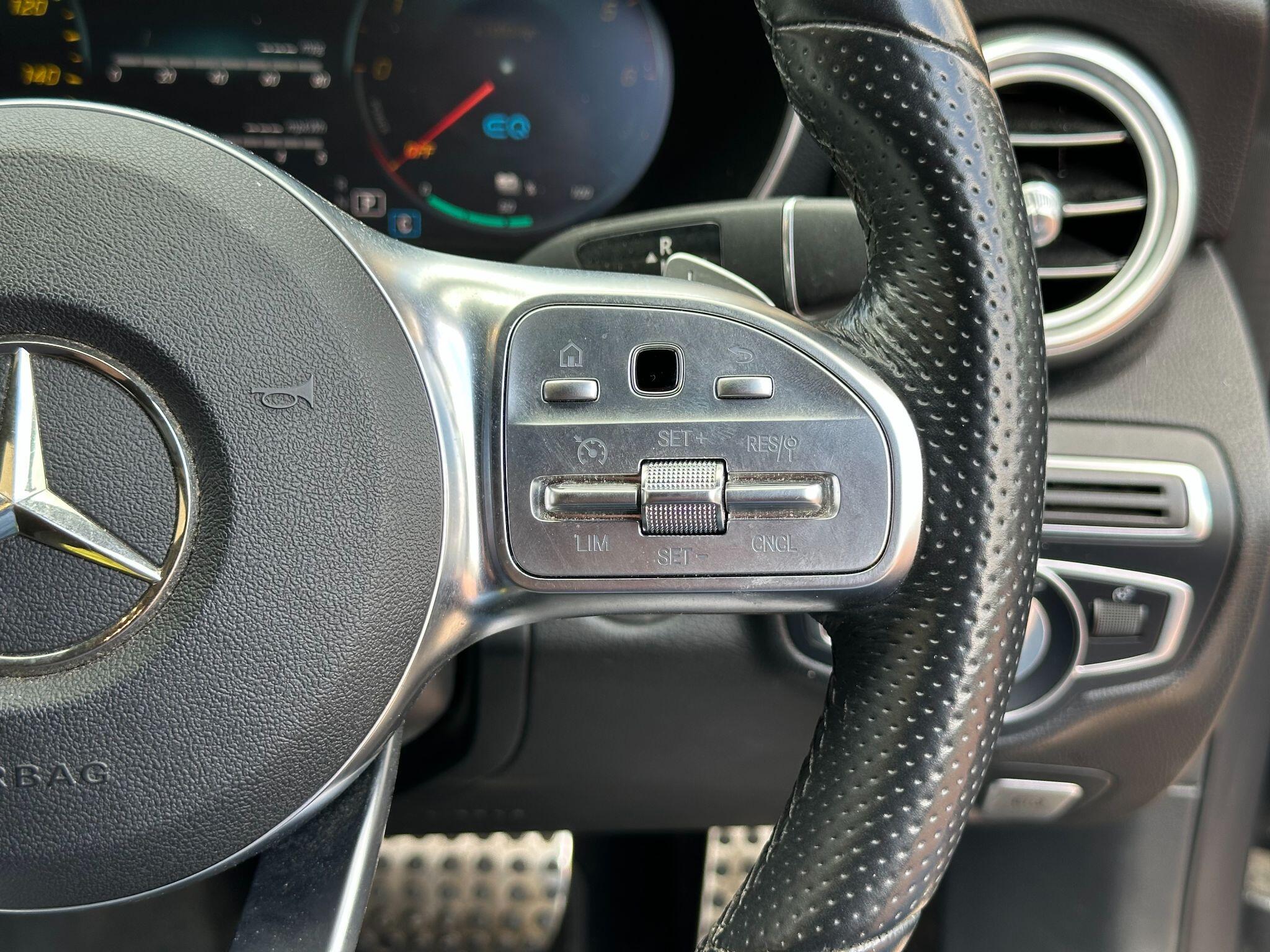 Mercedes-Benz C Class view 11