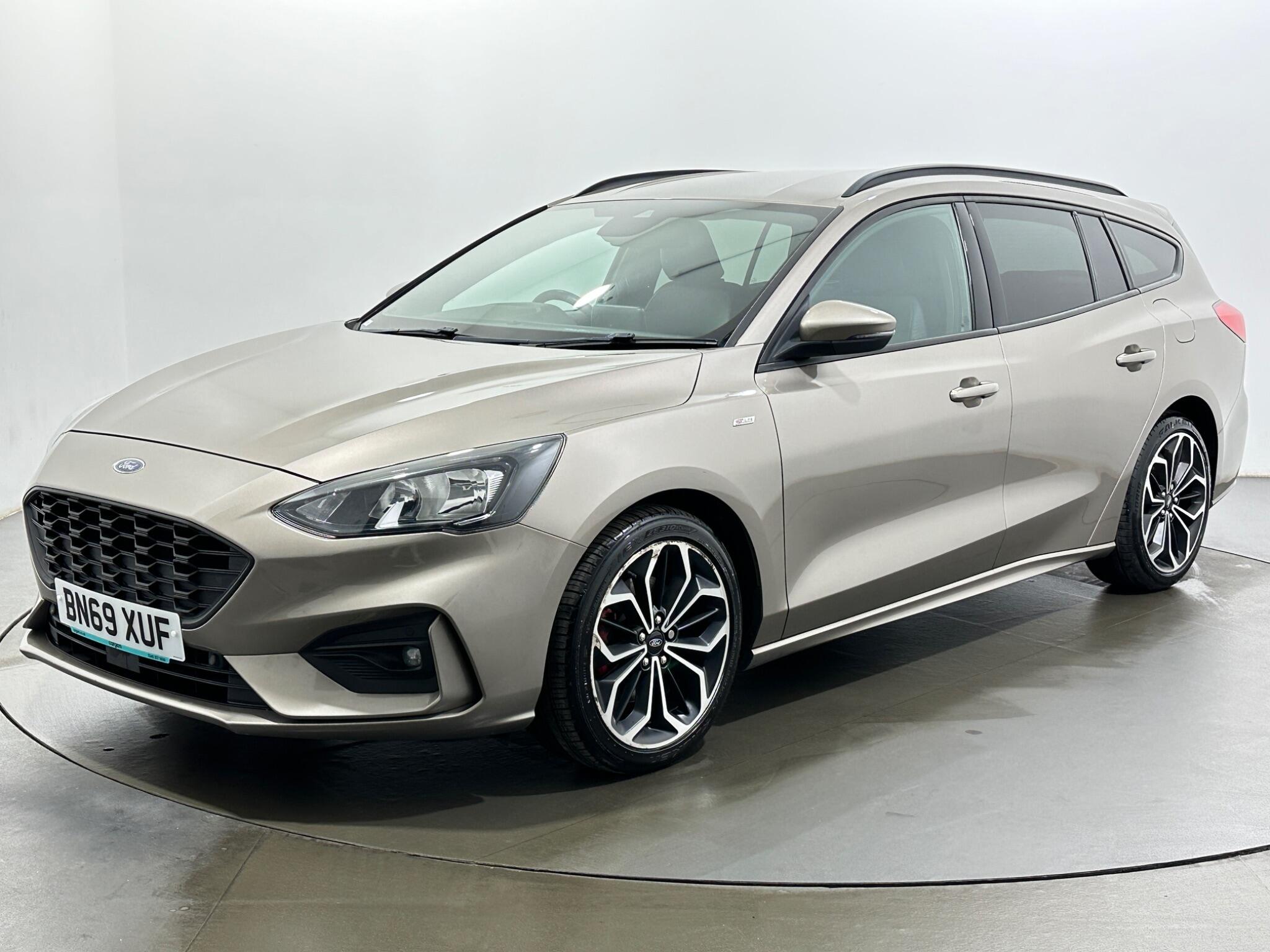 Ford Focus view 4