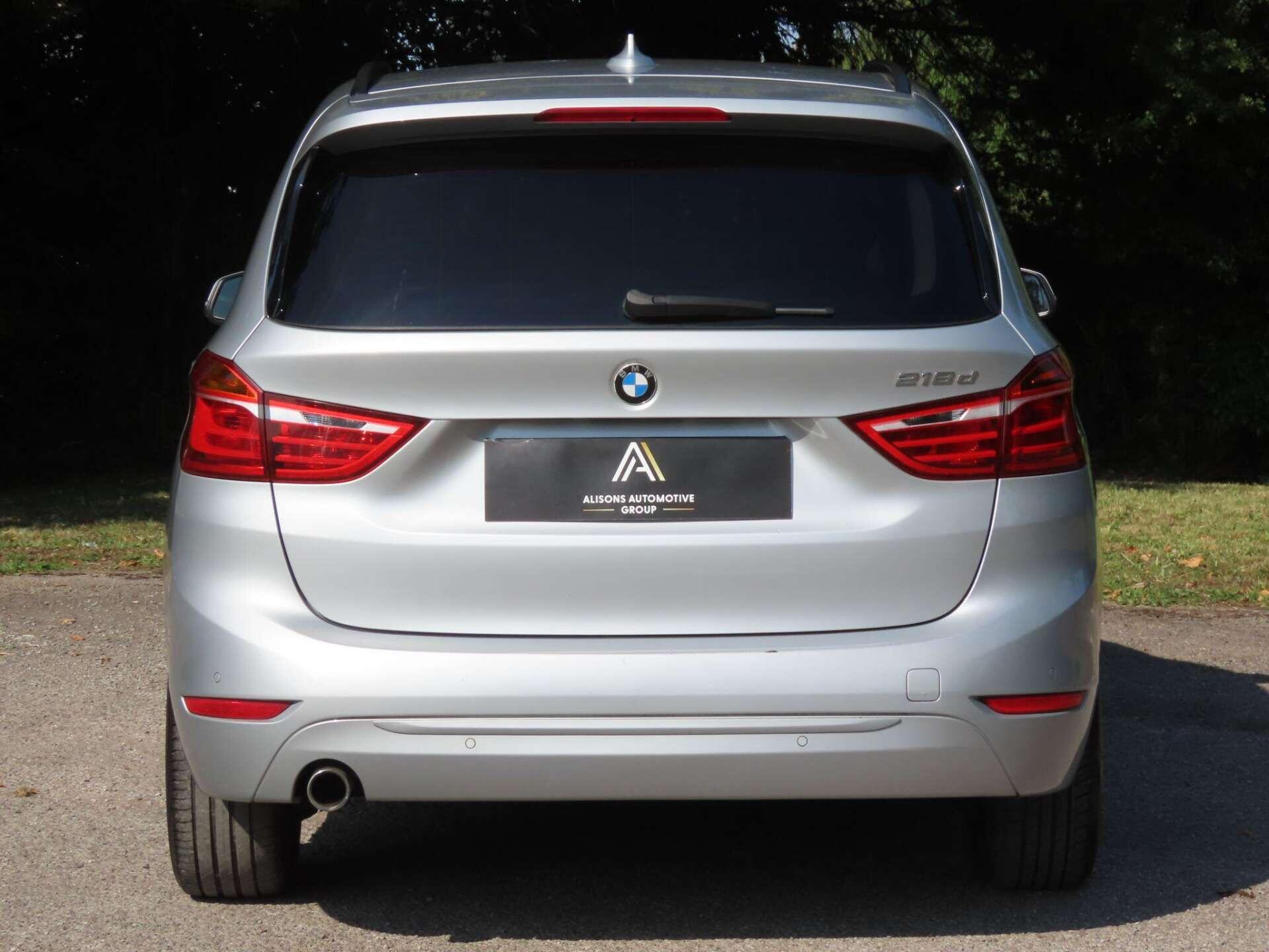 BMW 2 Series view 5