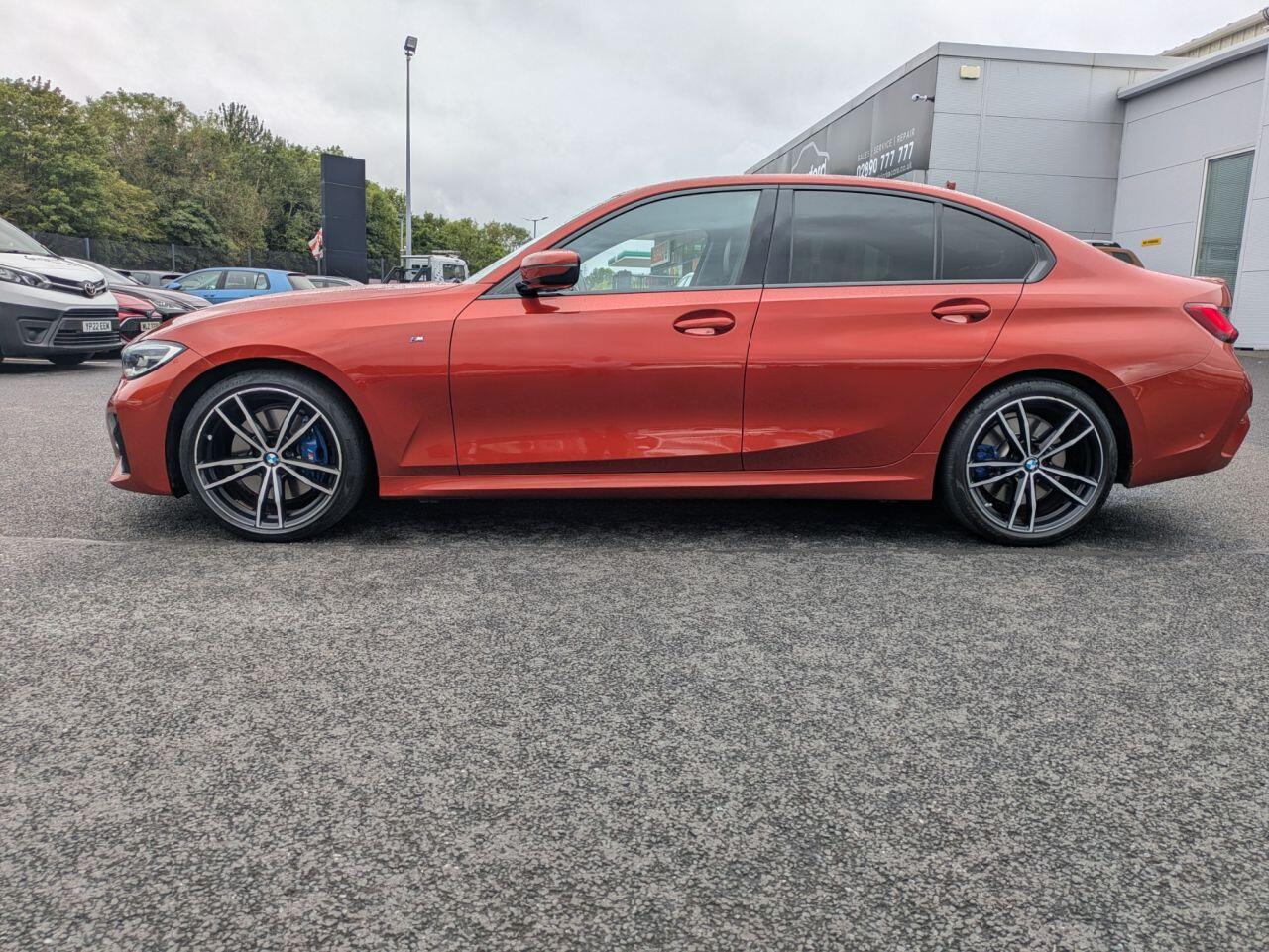 BMW 3 Series view 3
