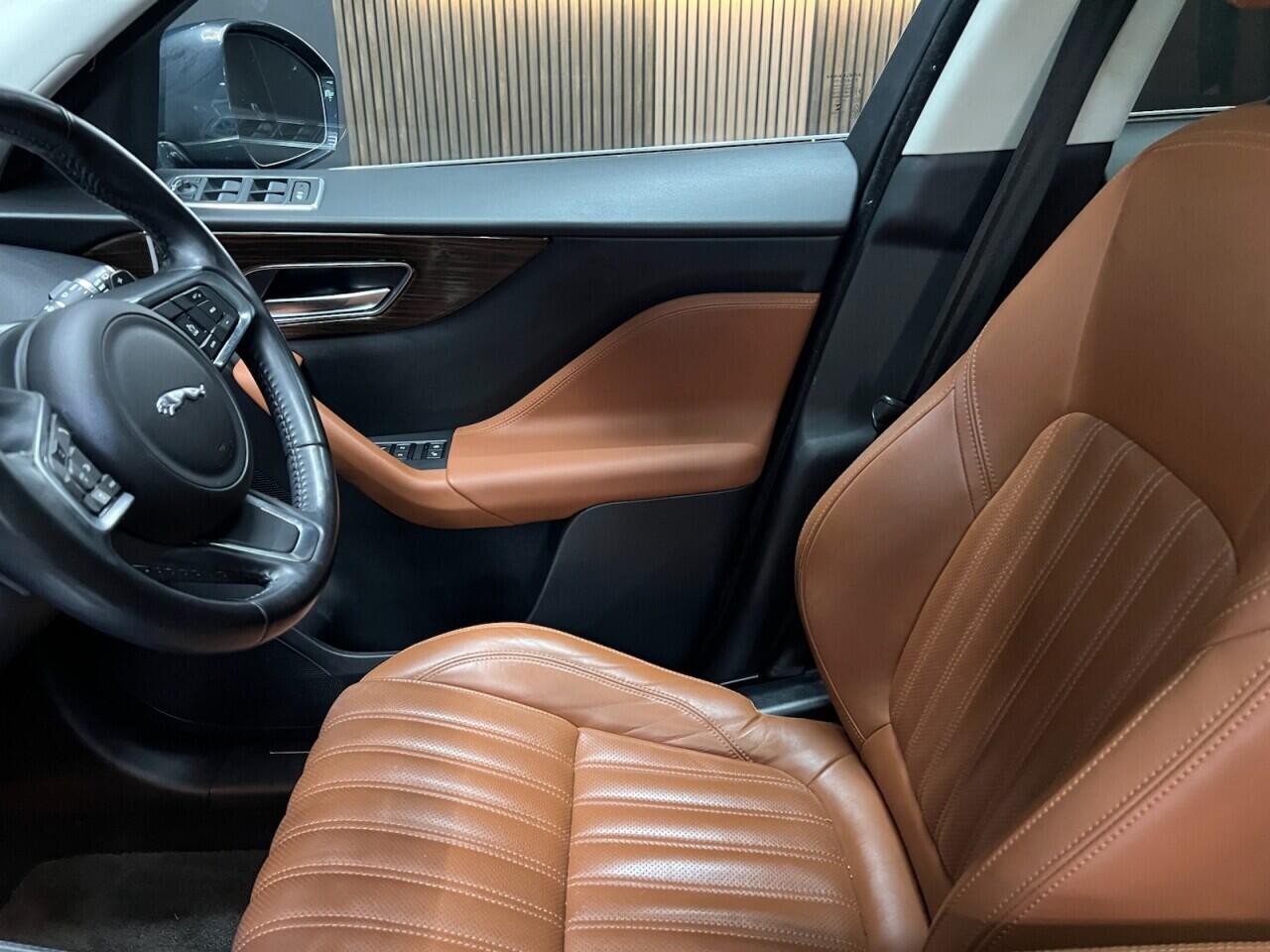 Jaguar F-Pace view 28