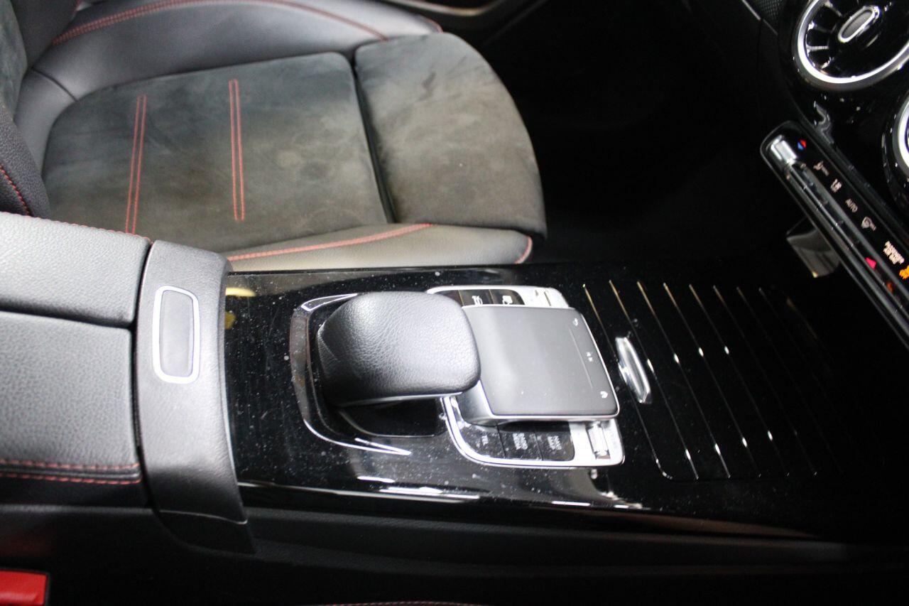 Mercedes-Benz A-Class view 31
