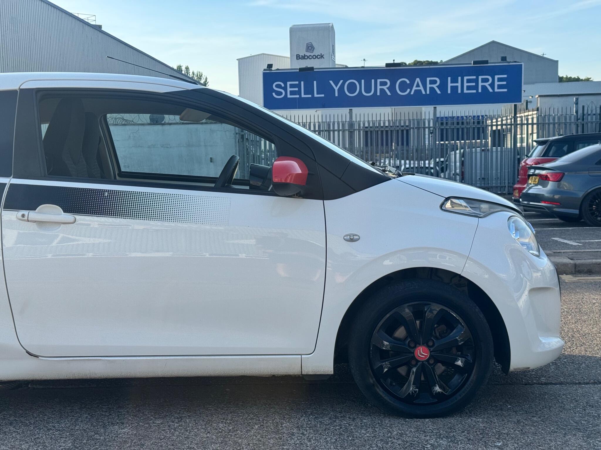 Citroen C1 view 11