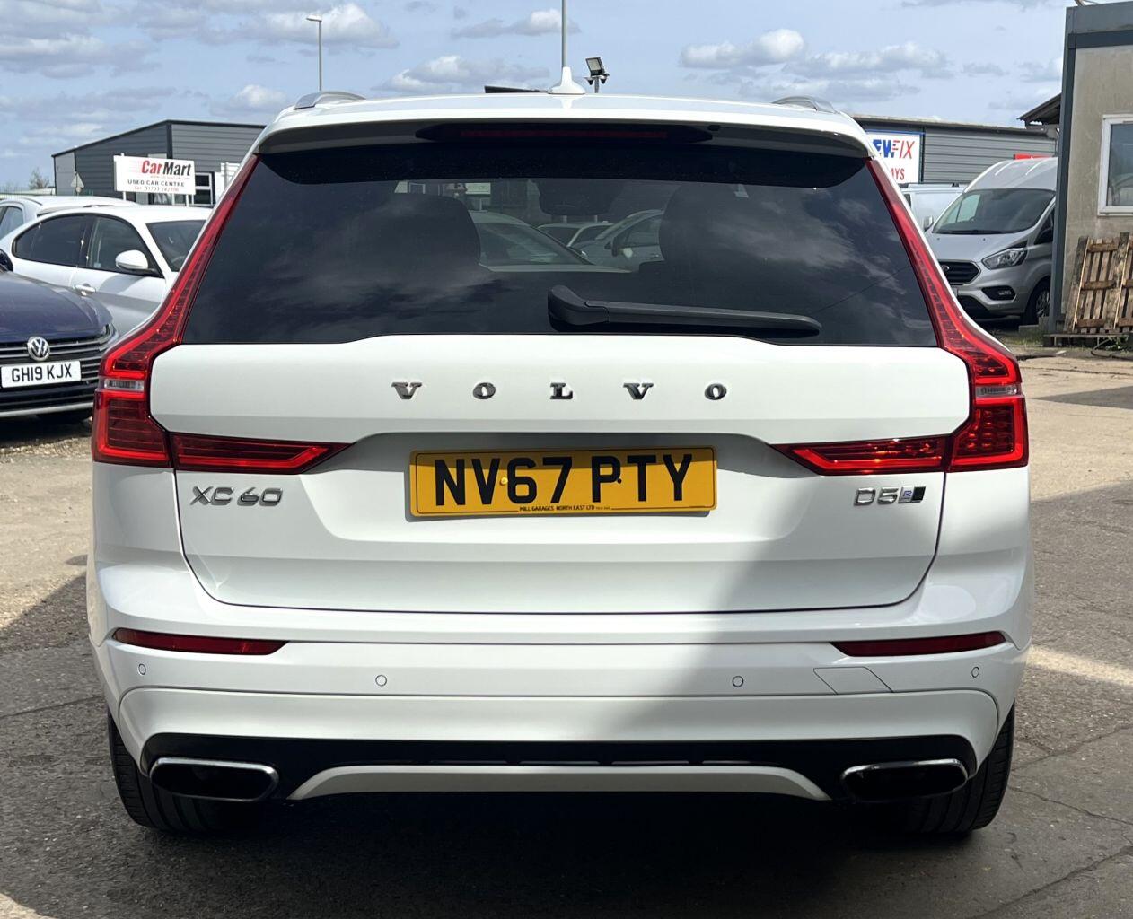 Volvo XC60 view 6
