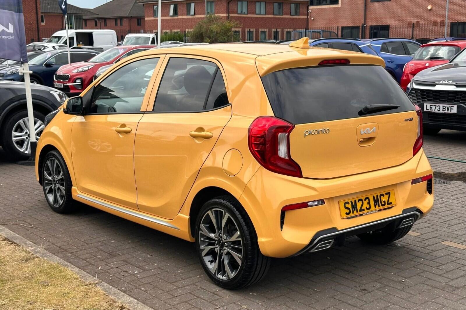 Kia Picanto view 6