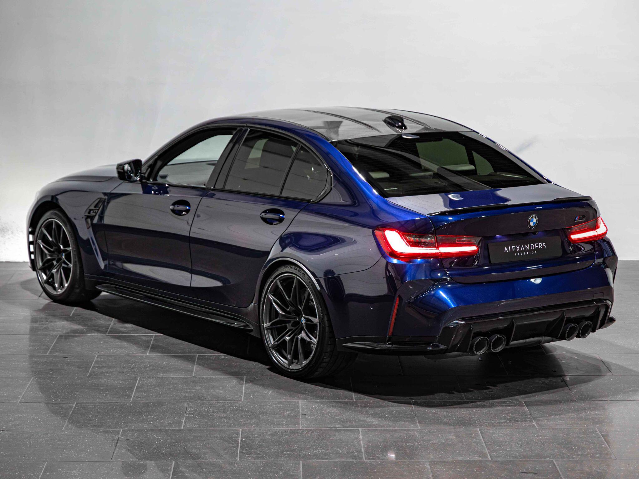 BMW M3 view 5
