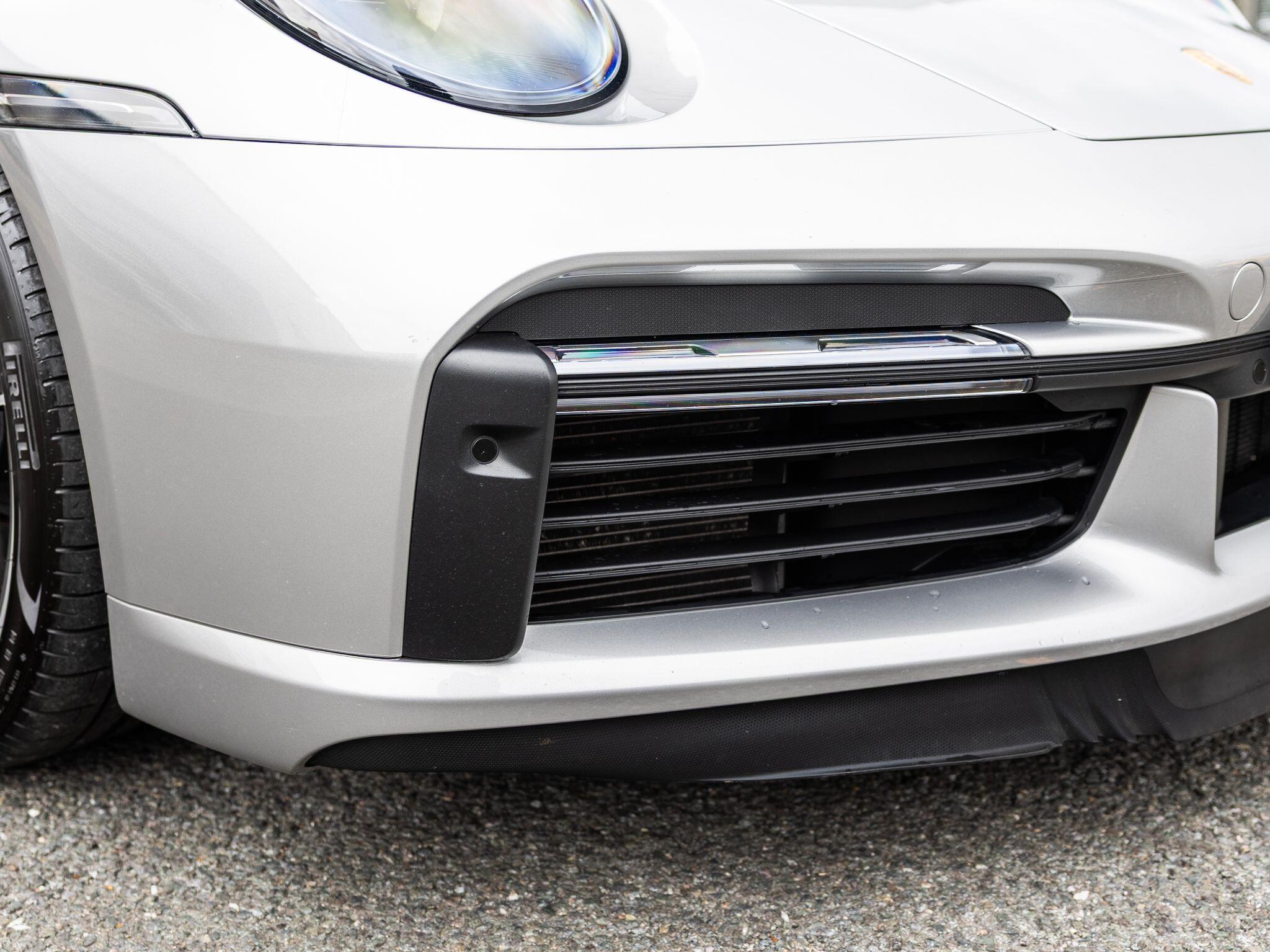 Porsche 911 view 20