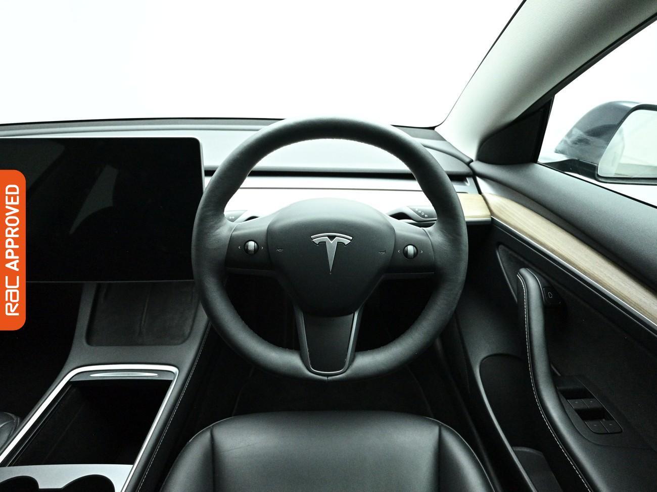 Tesla Model 3 view 10