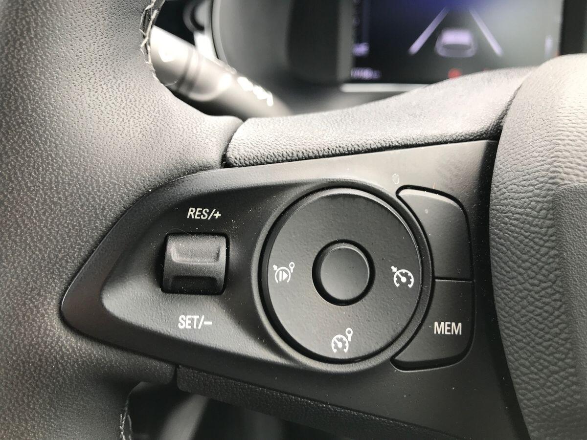 Vauxhall Corsa view 17