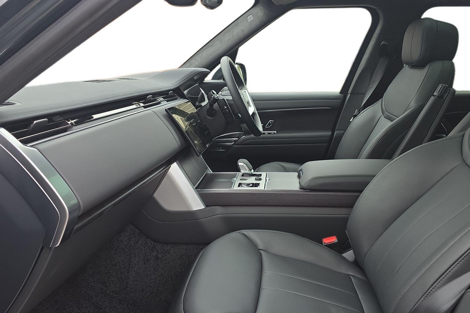 Land Rover Range Rover view 3