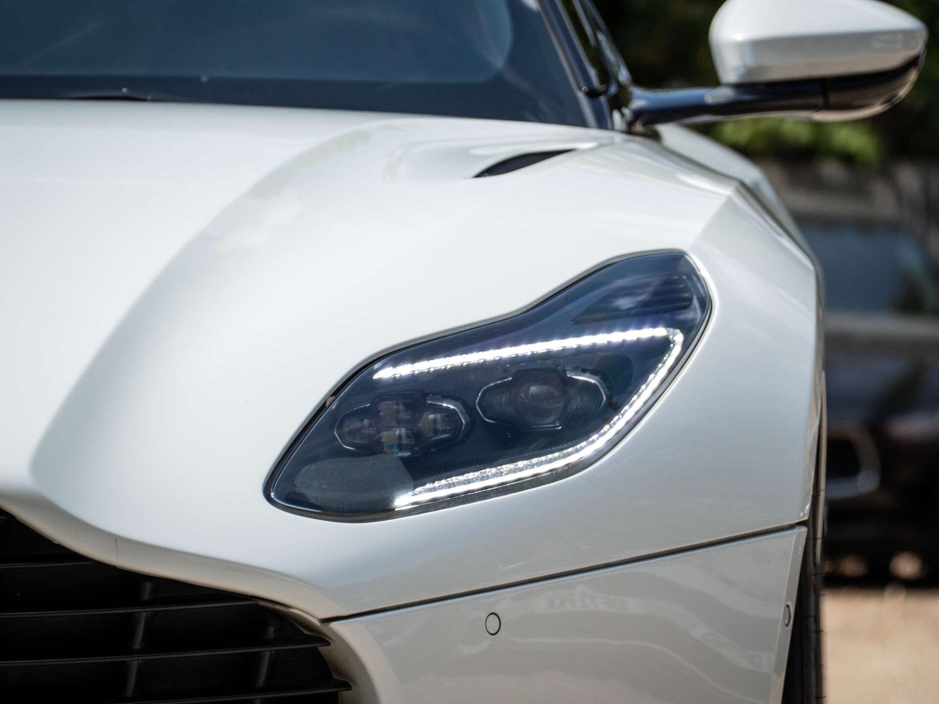 Aston Martin DB11 view 10