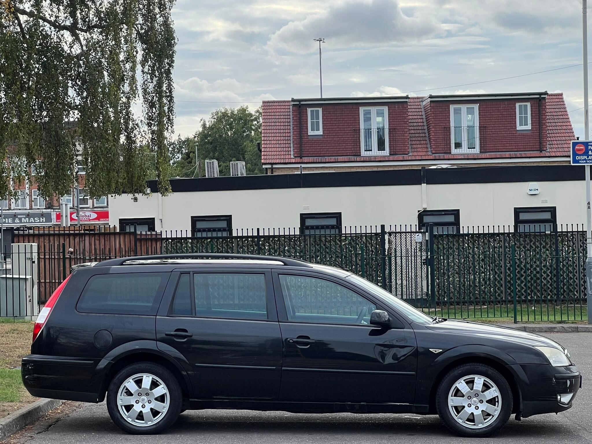 Ford Mondeo view 5