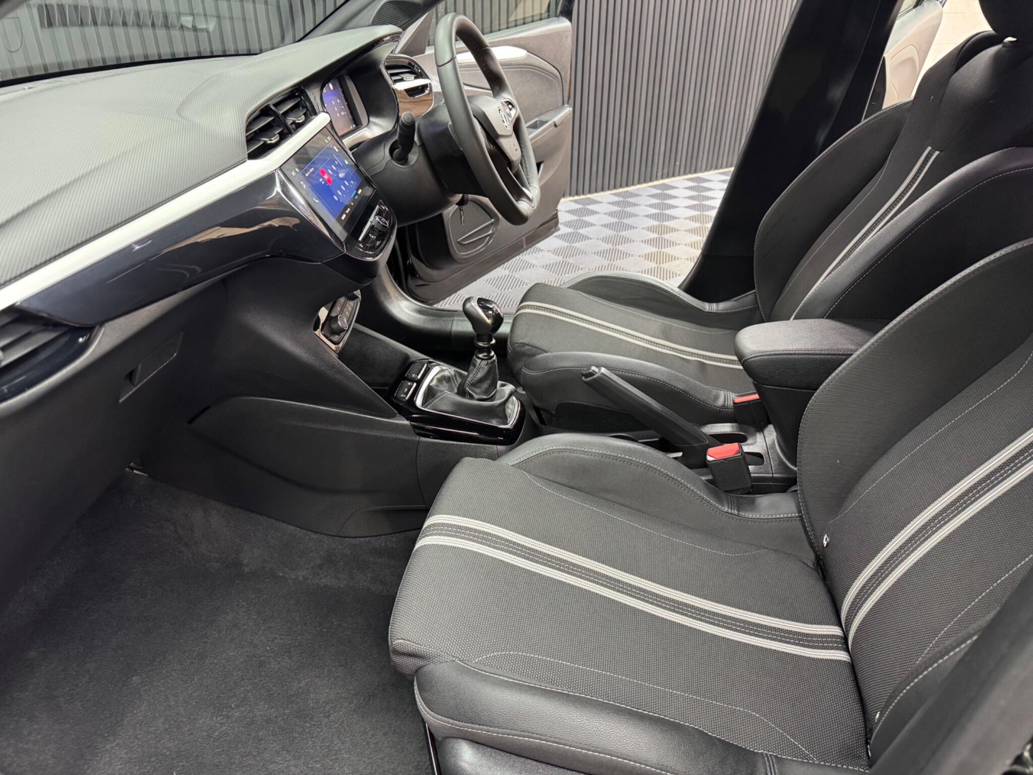 Vauxhall Corsa view 44