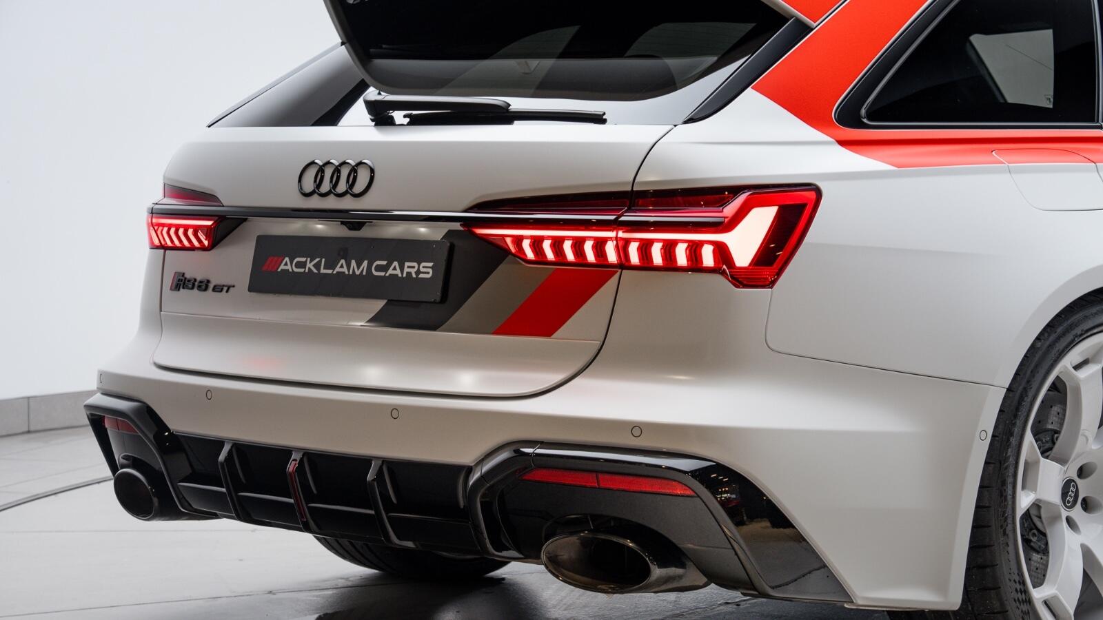 Audi RS6 Avant view 61