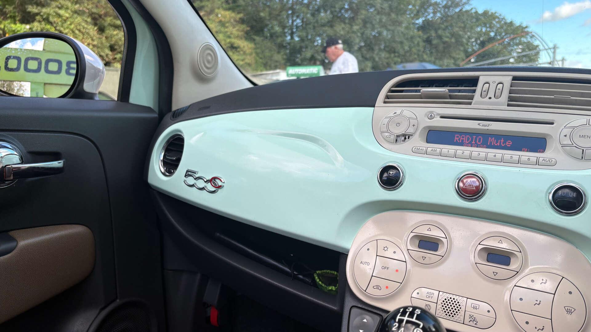 Fiat 500C view 25