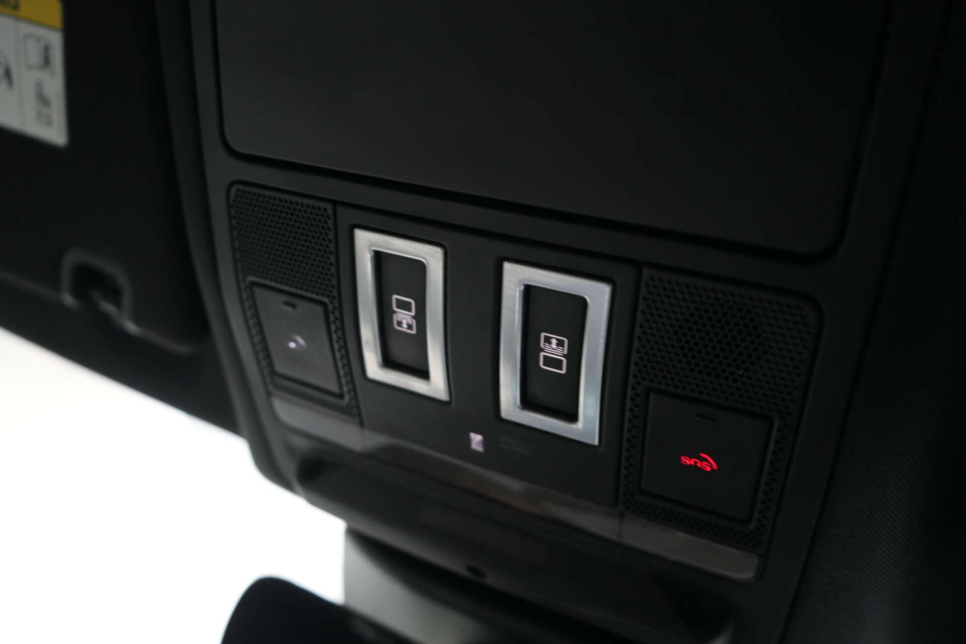 Land Rover Discovery 3 view 41