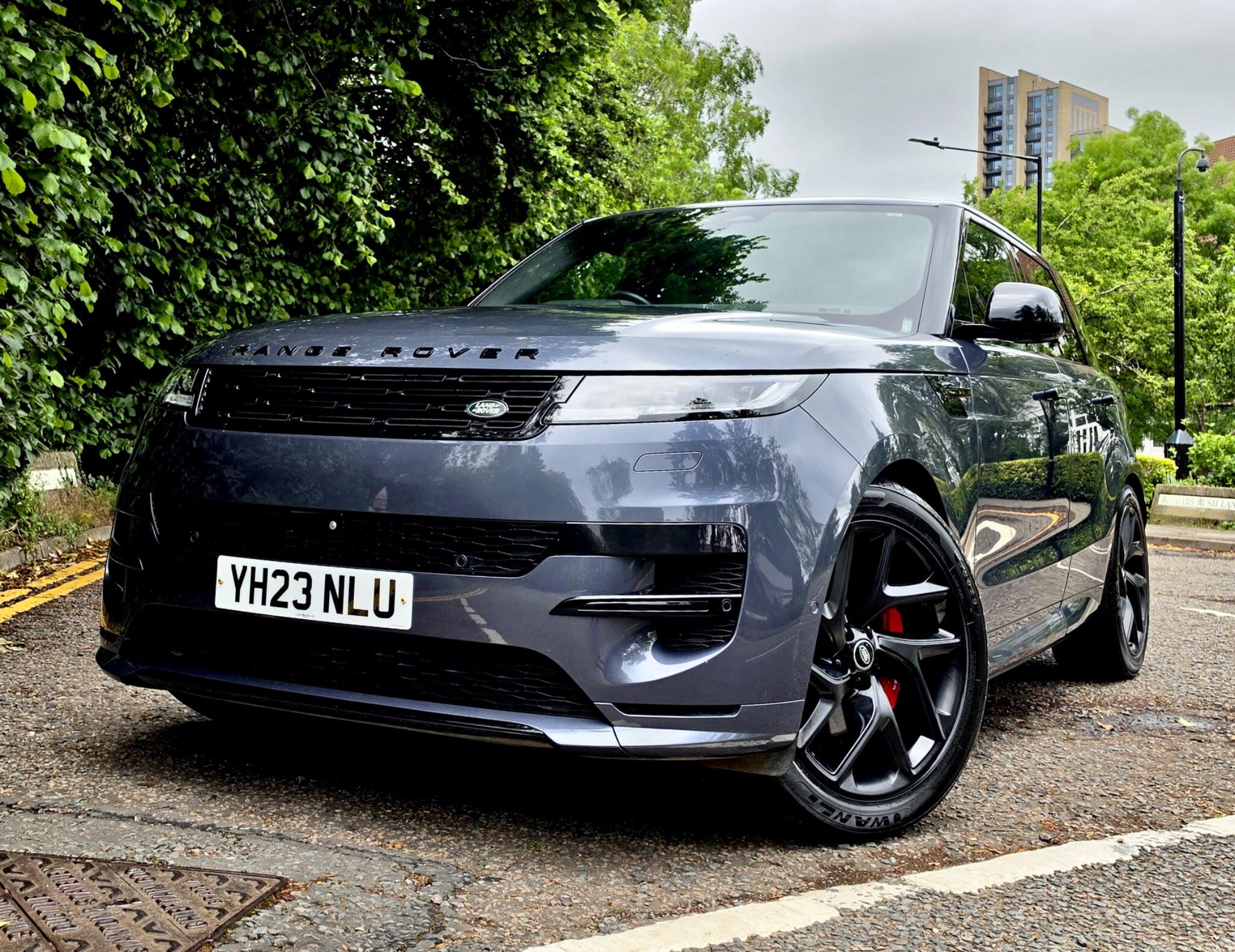 Land Rover Range Rover Sport view 5