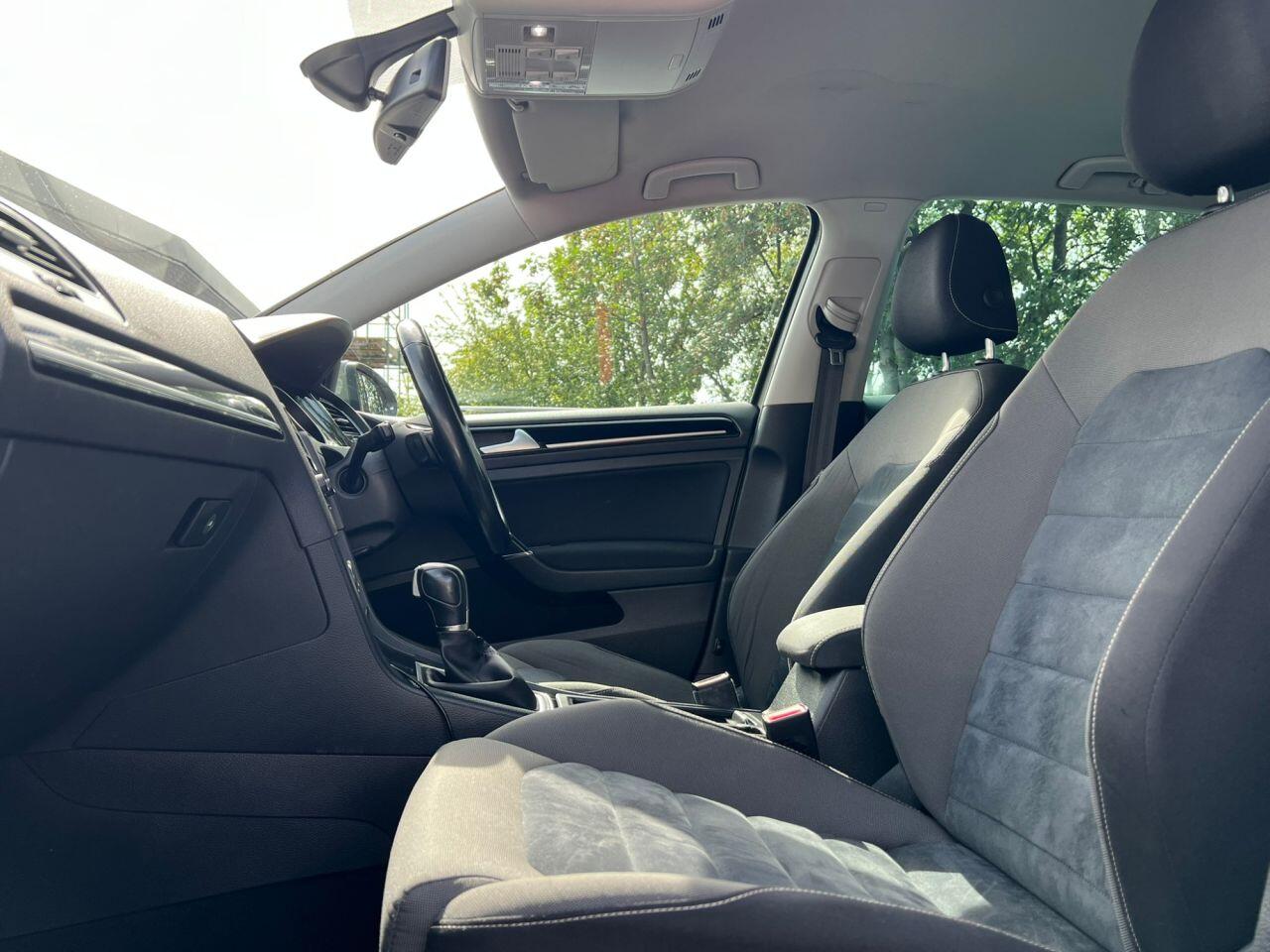 Volkswagen Golf view 15