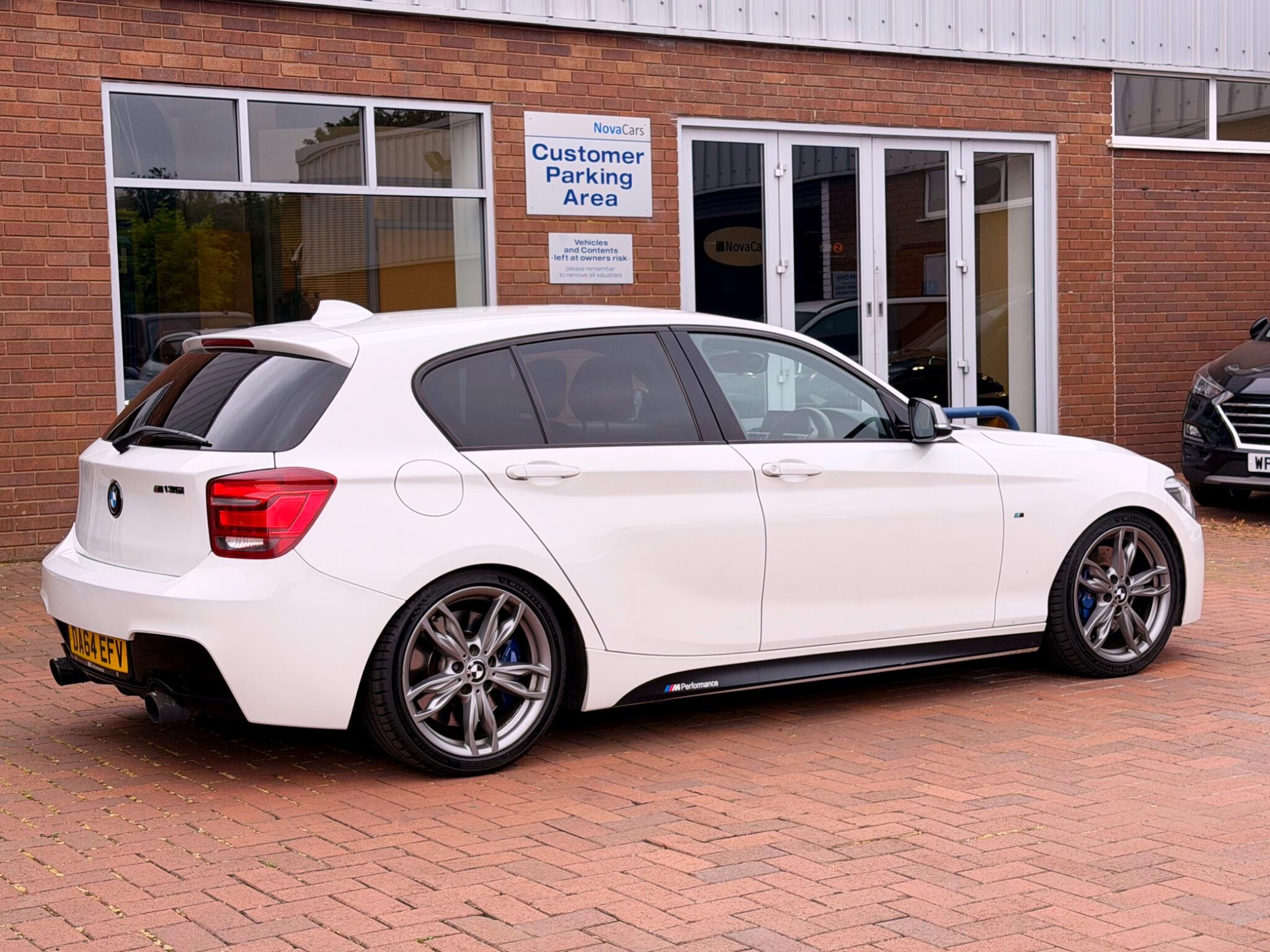 BMW 1 Series view 17