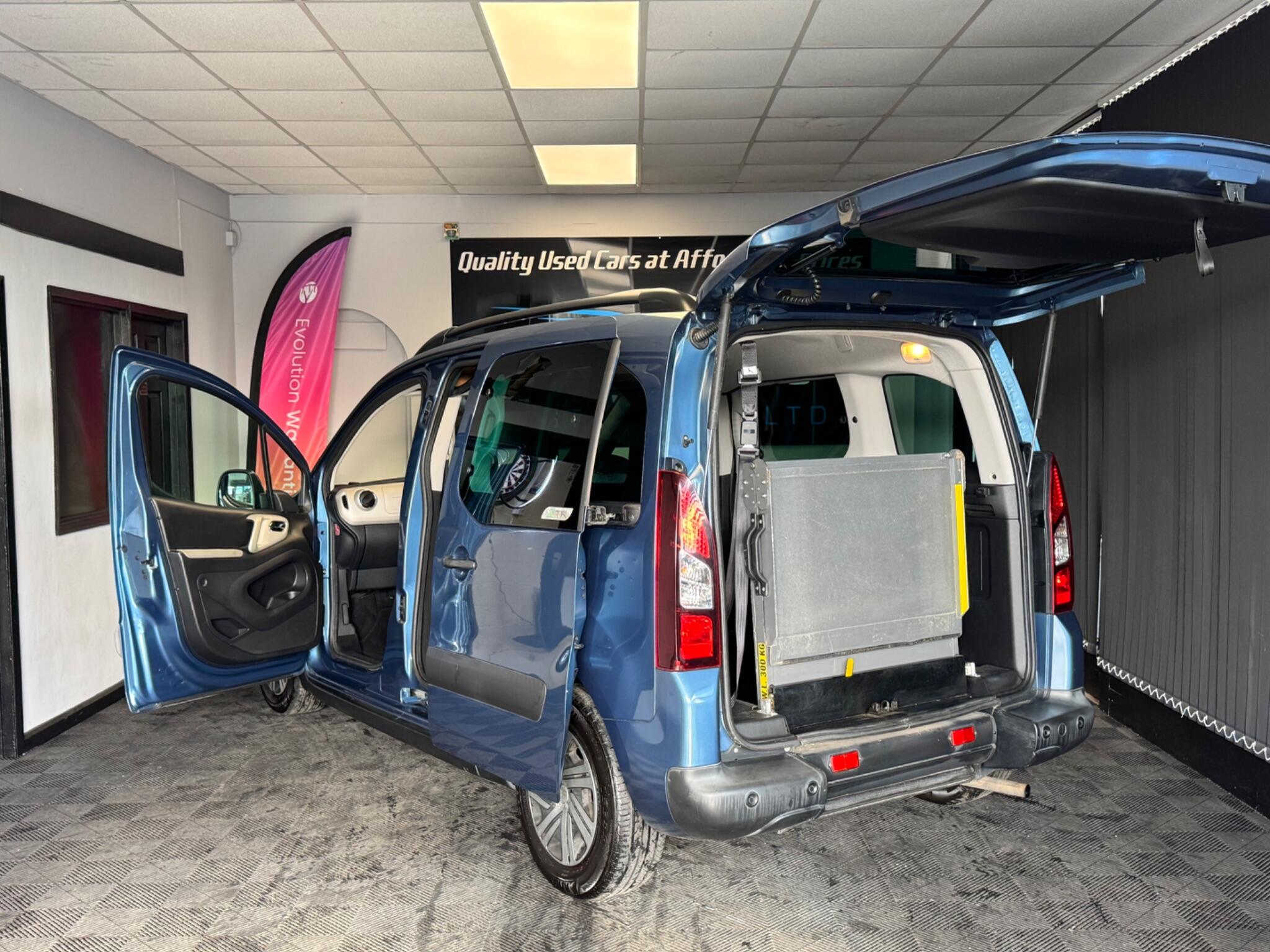2014 Citroen Berlingo 1.6 e-HDi Airdream XTR Multispace MPV ETG6 Euro 5 (s/s) 5dr • 41,000 miles image 12