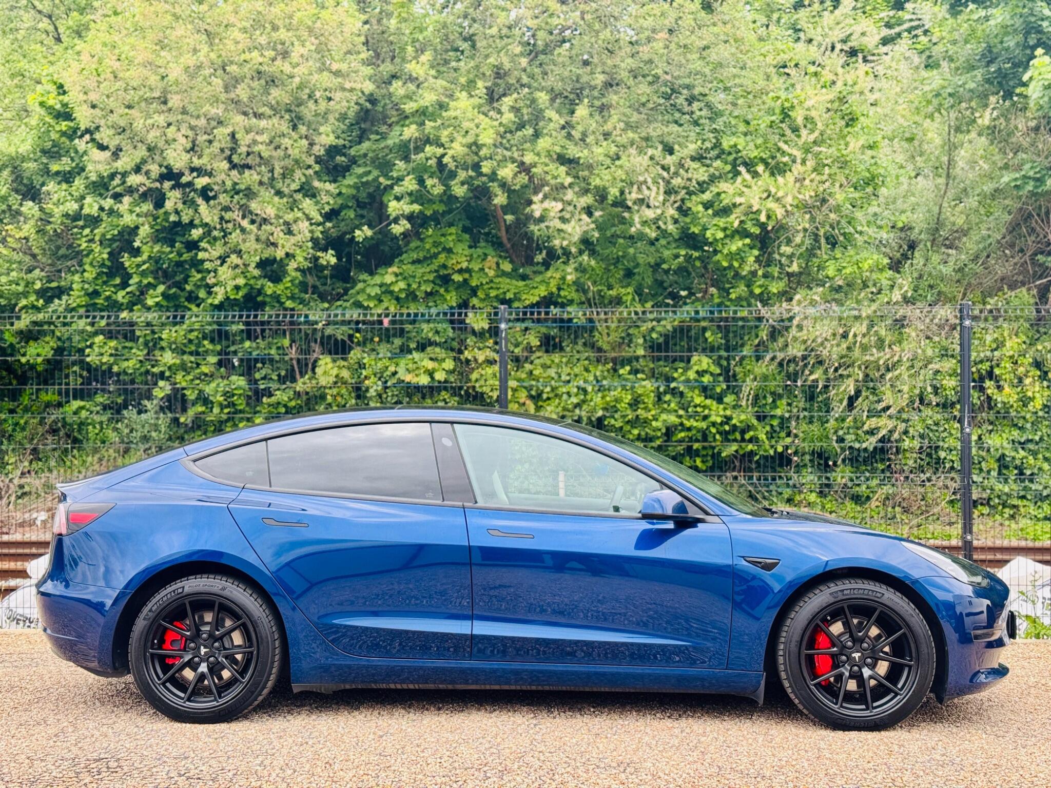 Tesla Model 3 view 8