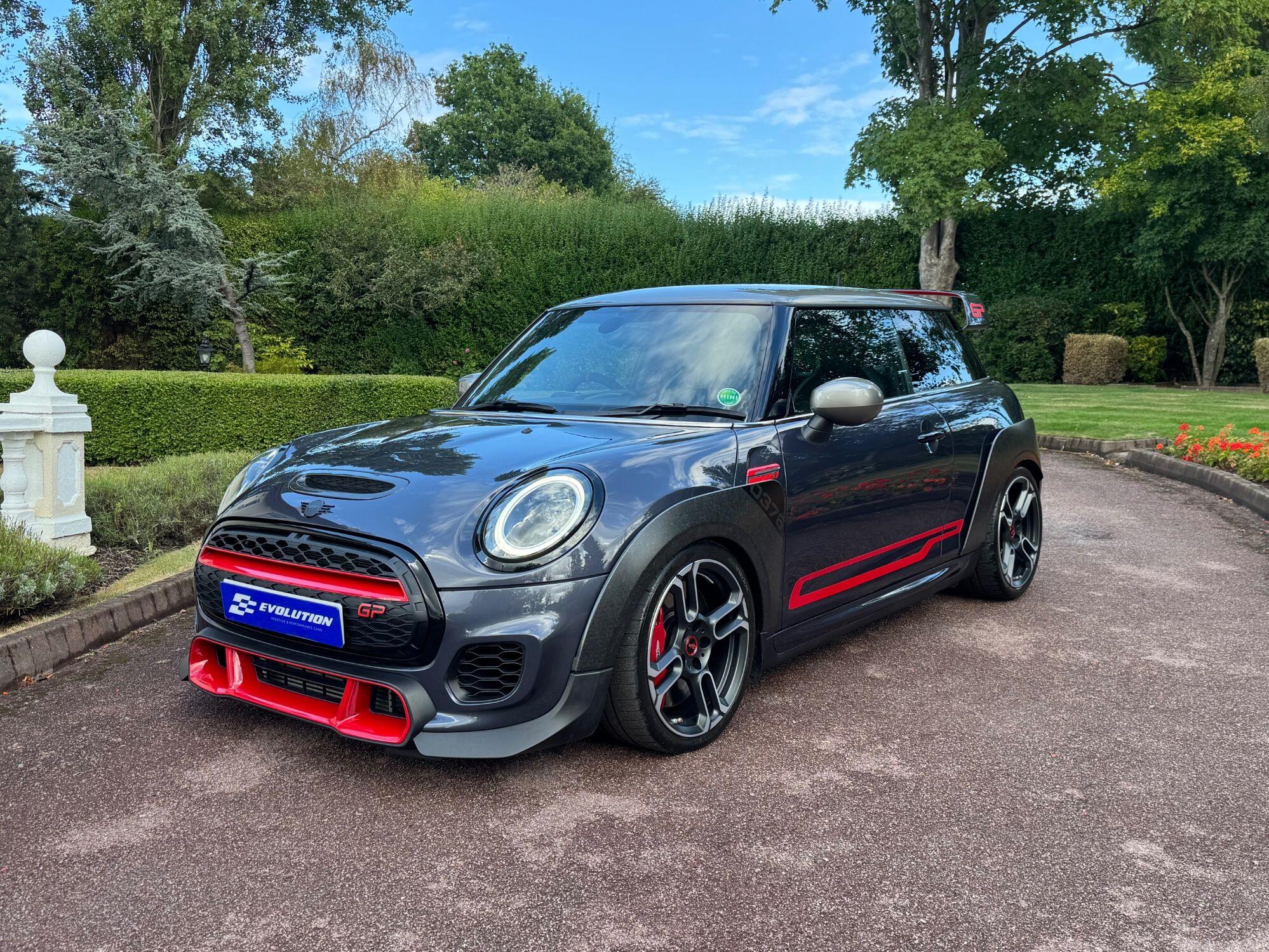 Mini Cooper view 2
