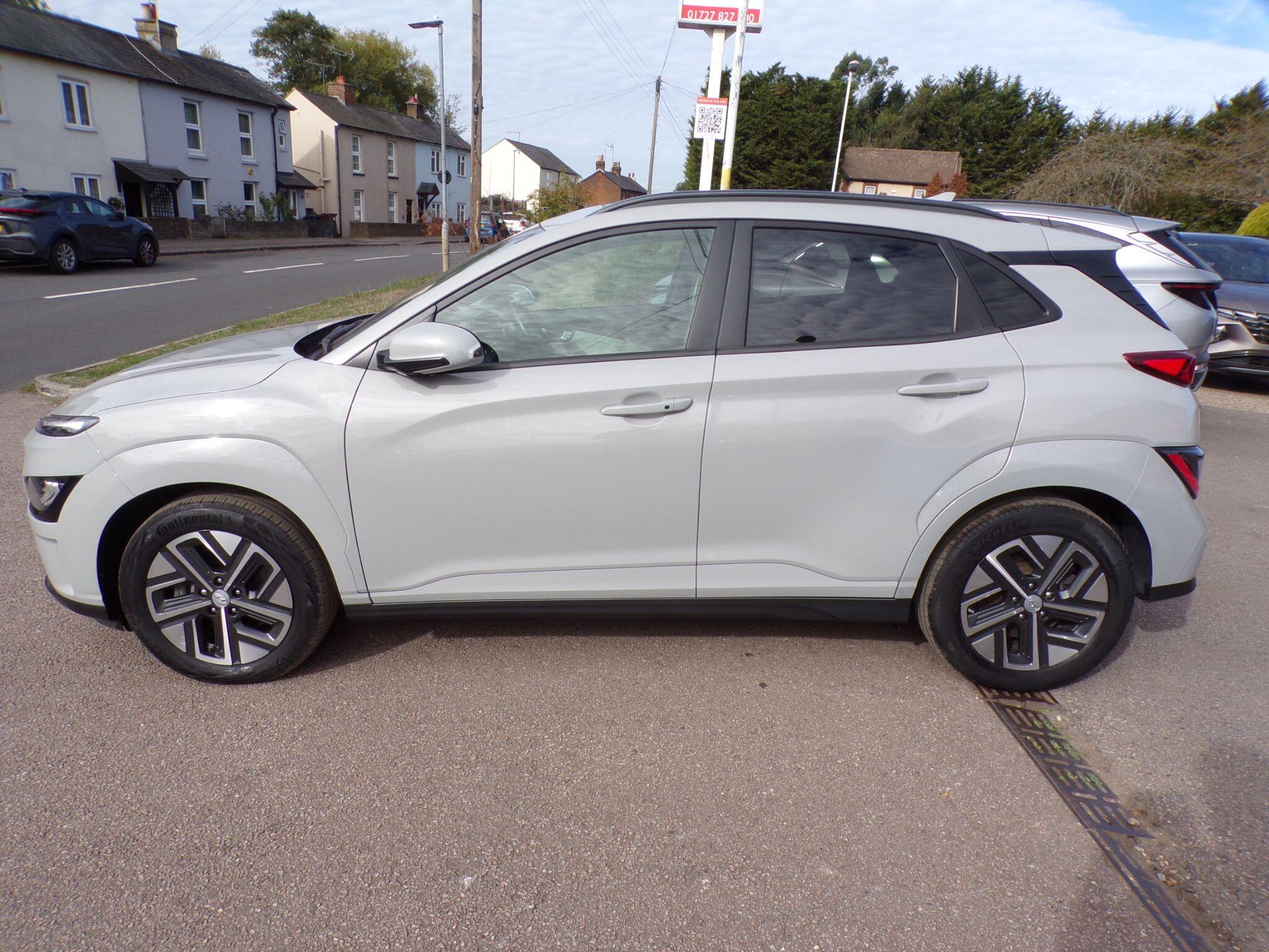 Hyundai Kona view 5