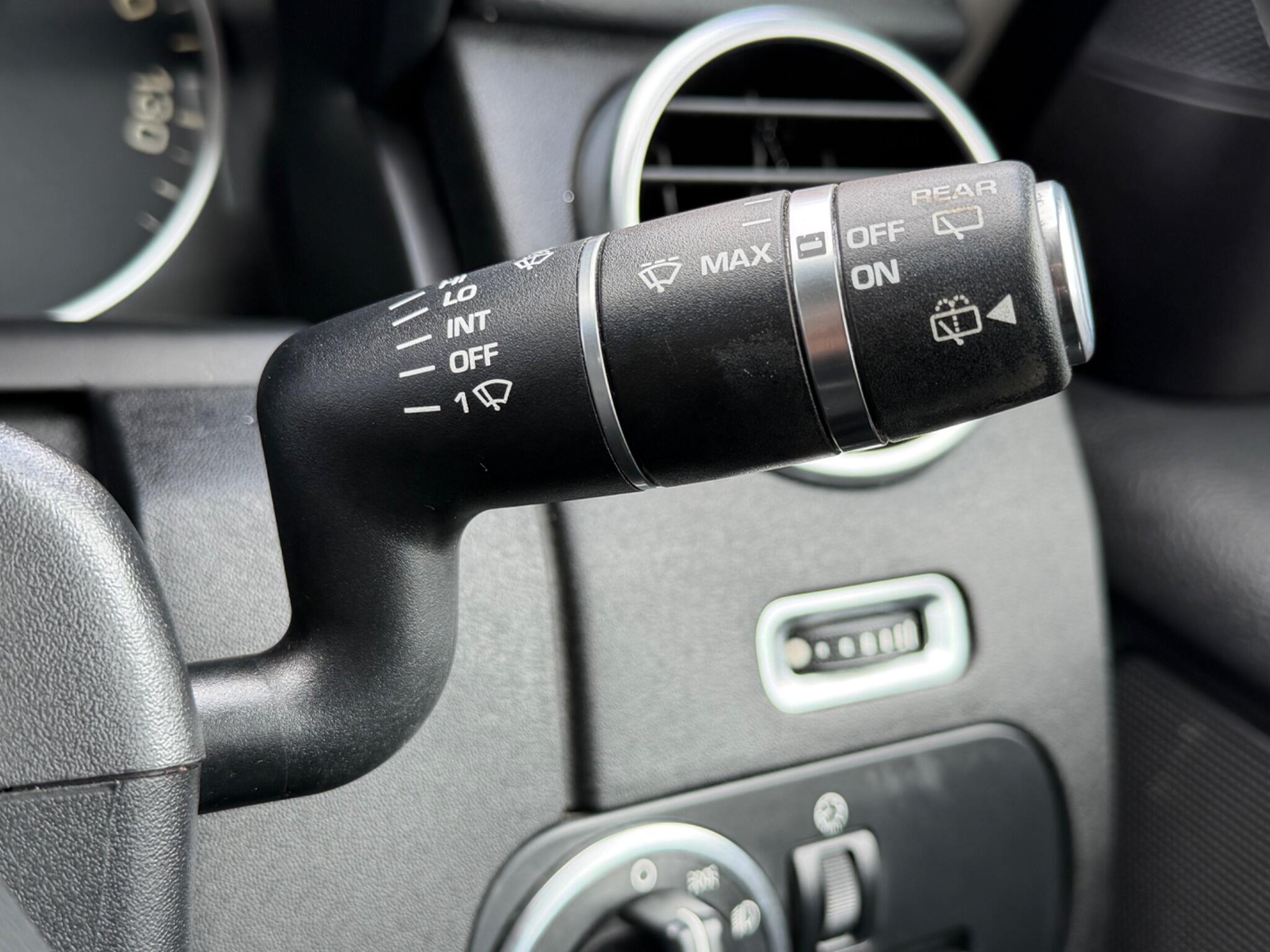 Land Rover Discovery view 44