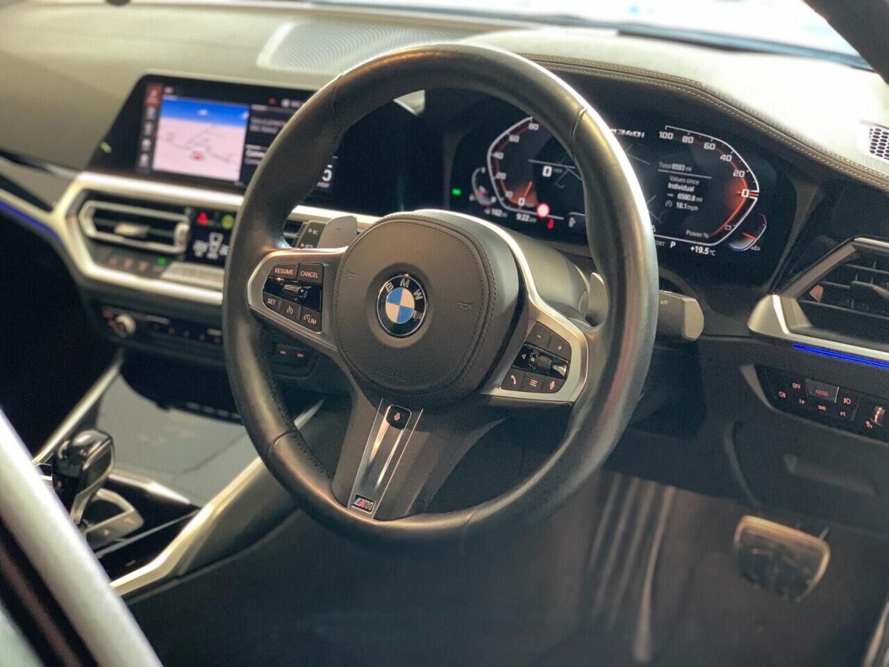 BMW 3 Series view 39
