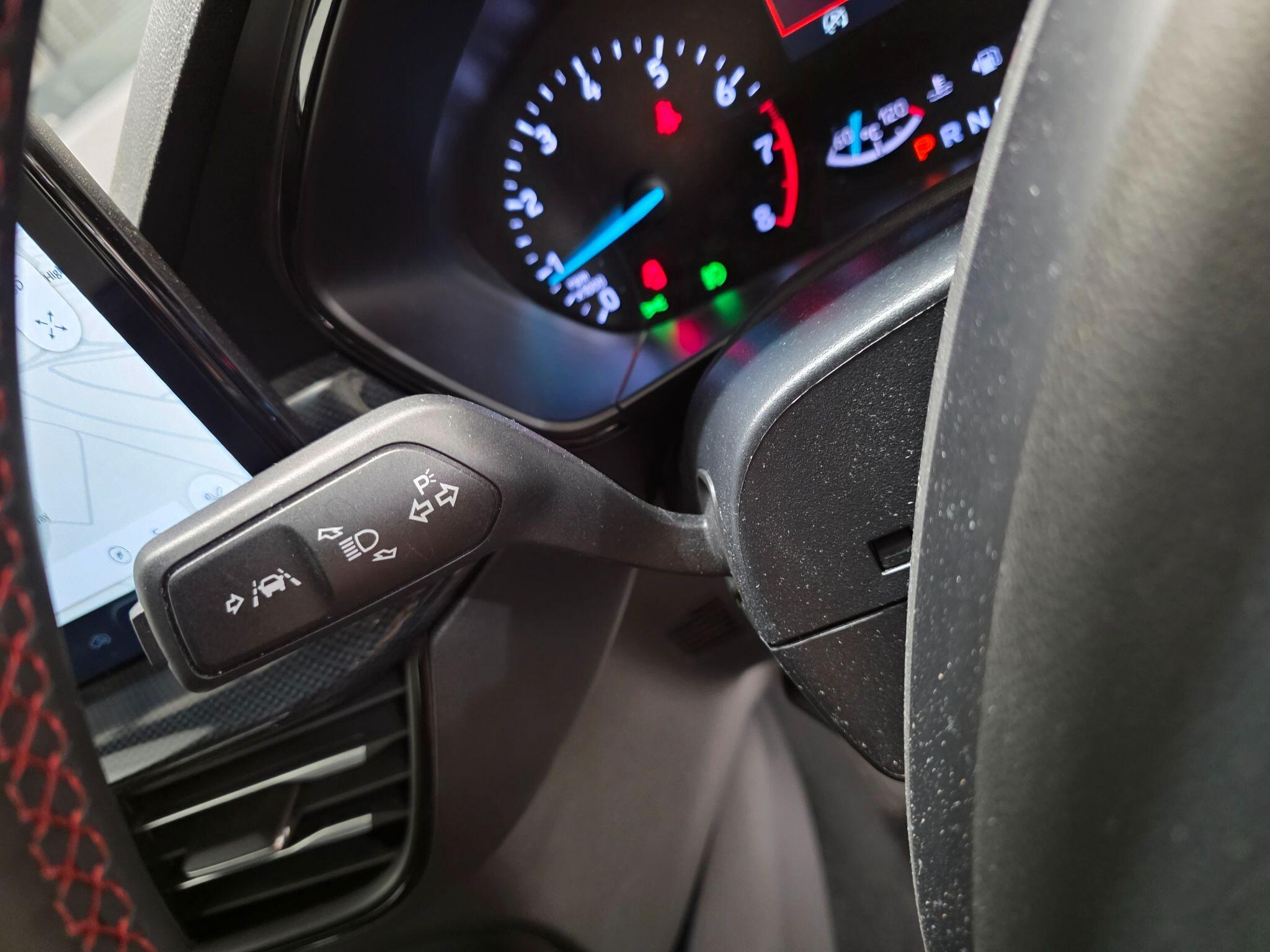 Ford Focus view 17
