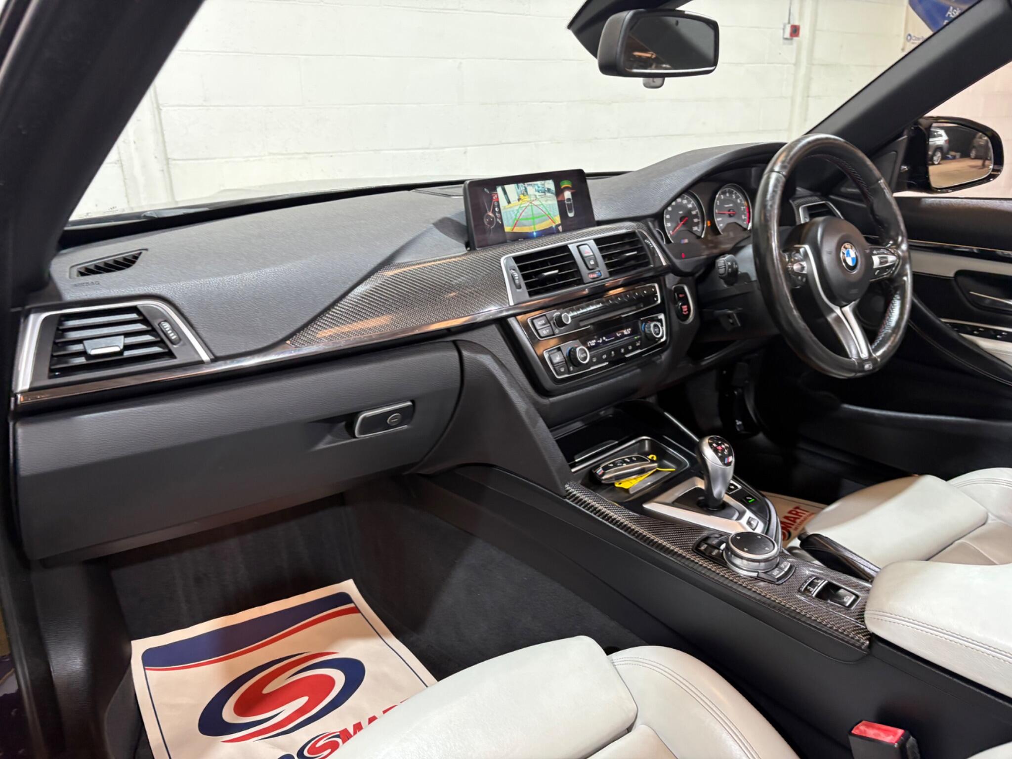 BMW M4 view 20