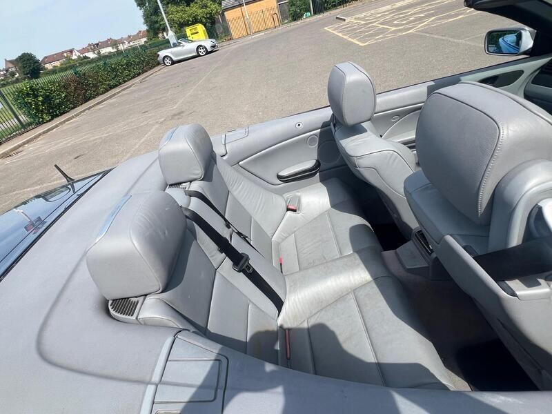 BMW 3 Series view 24