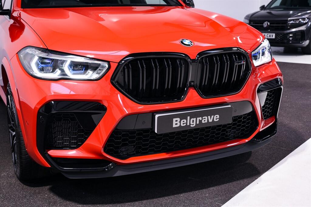 BMW X6 M view 14