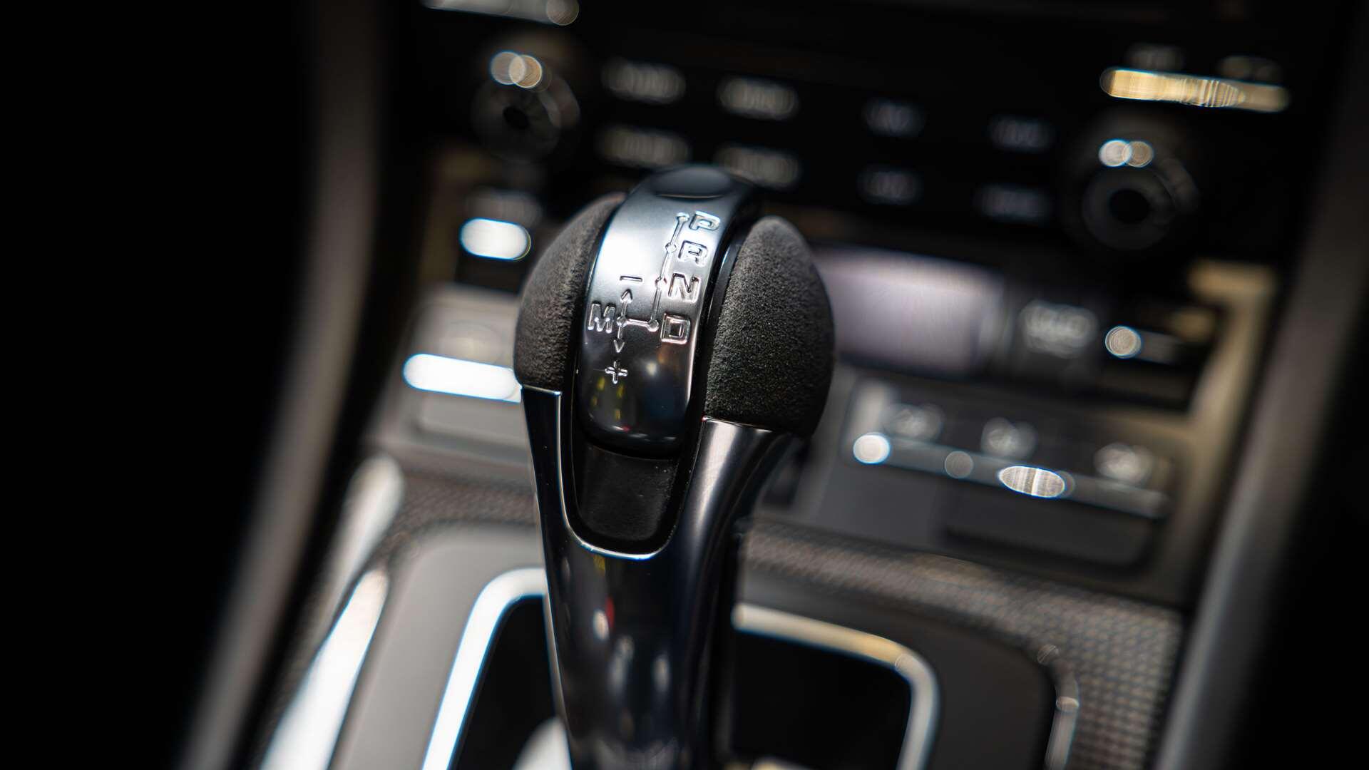 Porsche 911 view 29