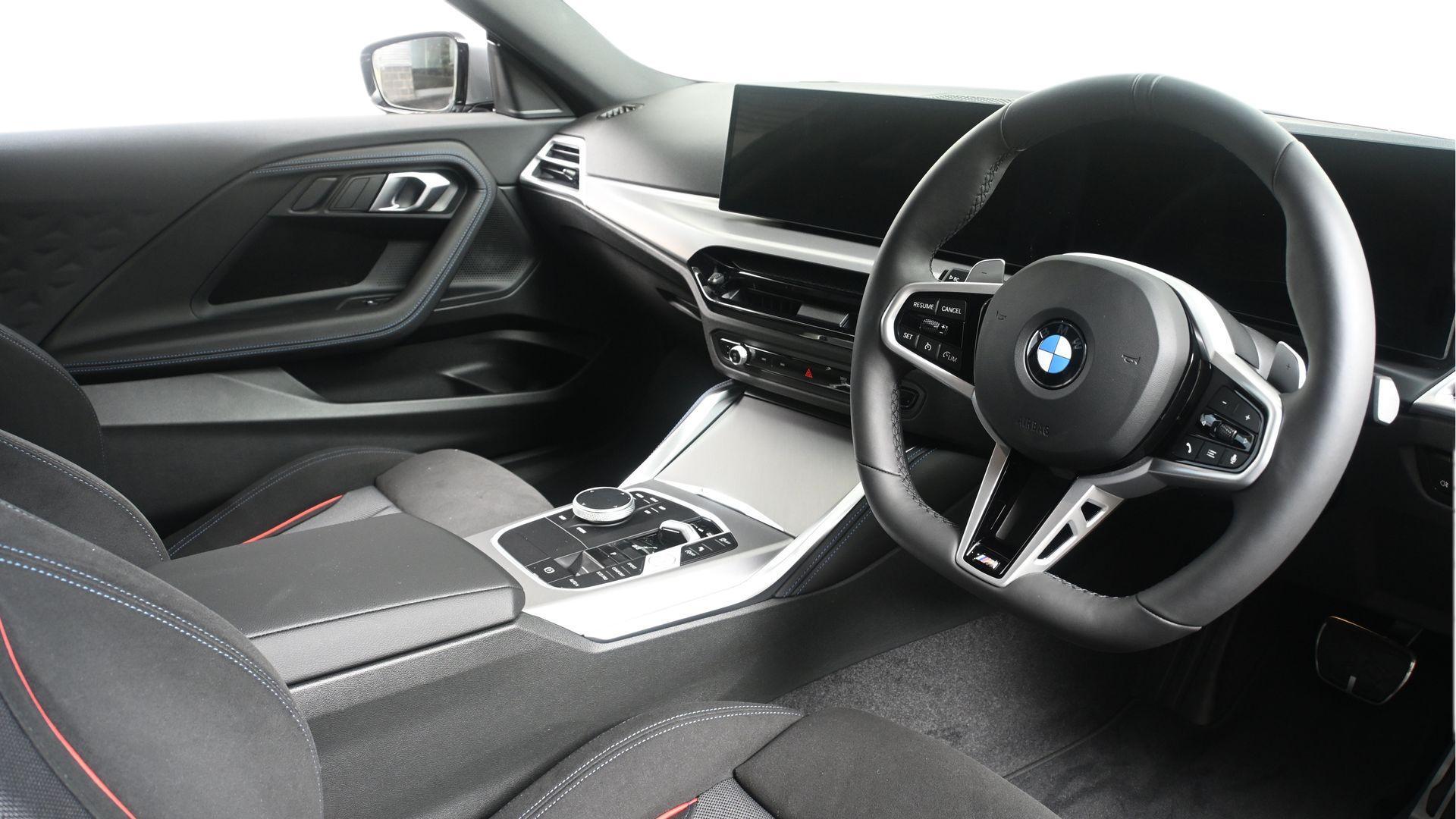 BMW 2 Series view 6