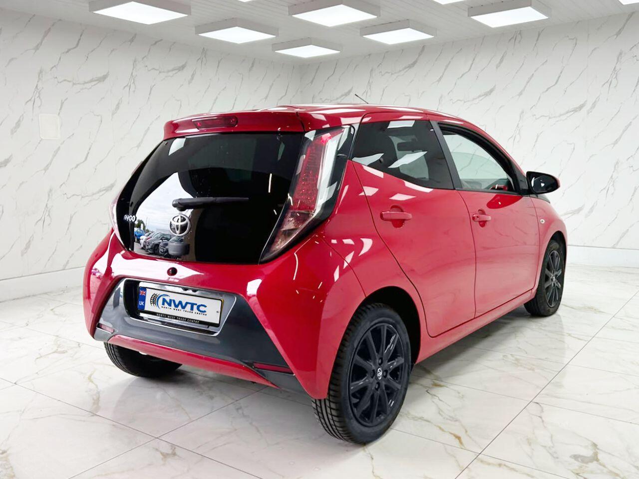 Toyota Aygo view 11