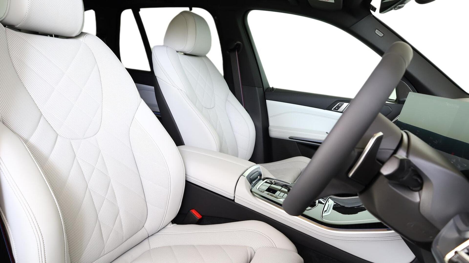 BMW X5 view 11