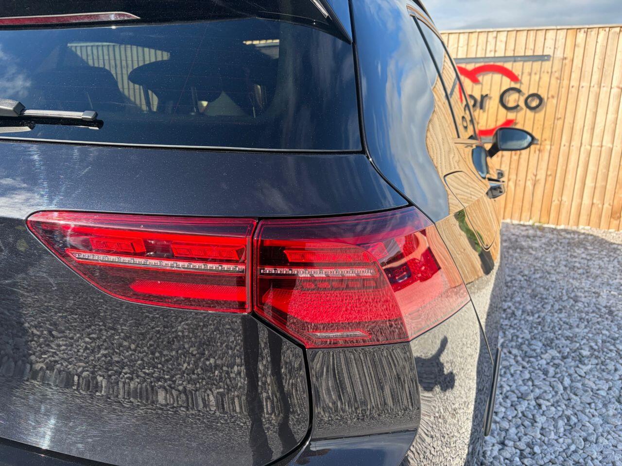 Volkswagen Golf view 10
