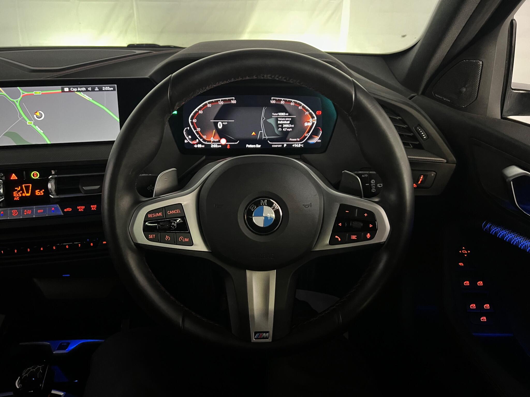 BMW 1 Series view 44
