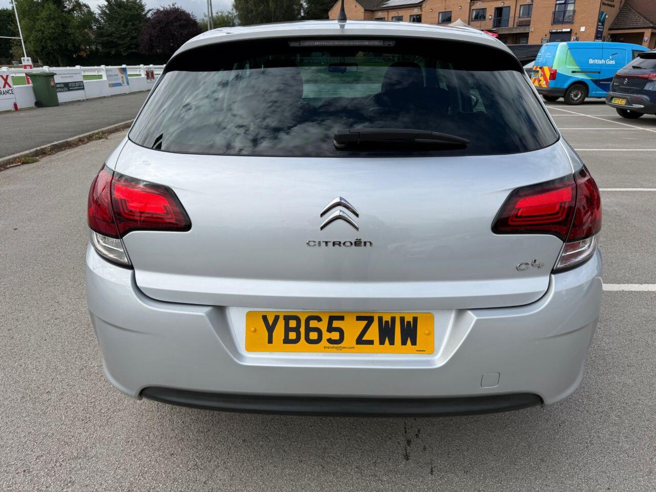 Citroen C4 view 34