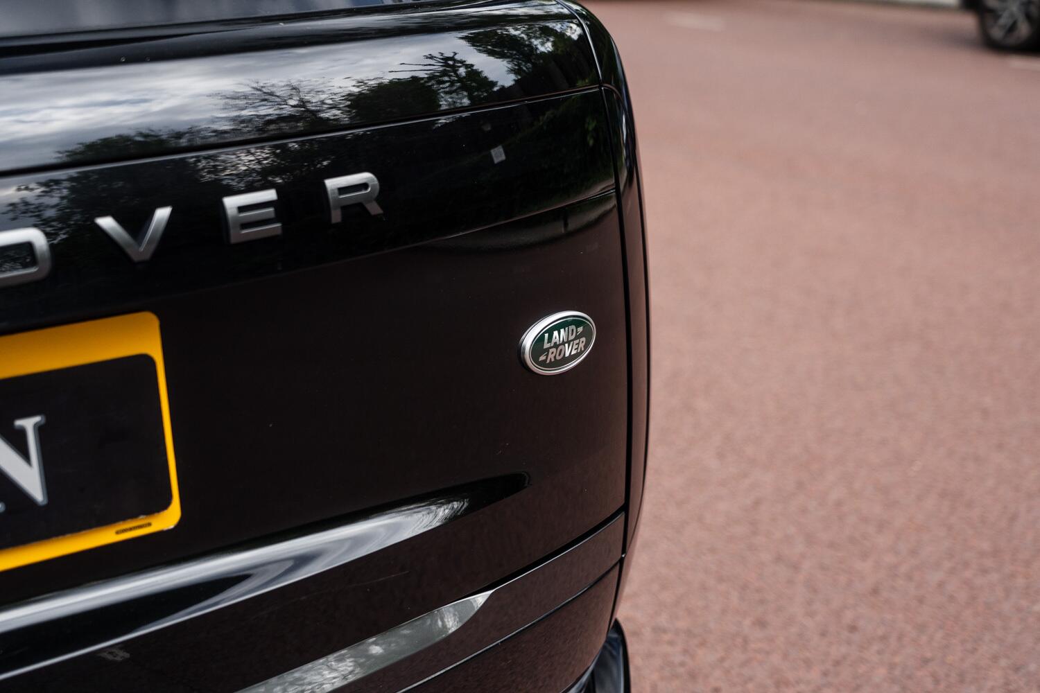 Land Rover Range Rover view 24